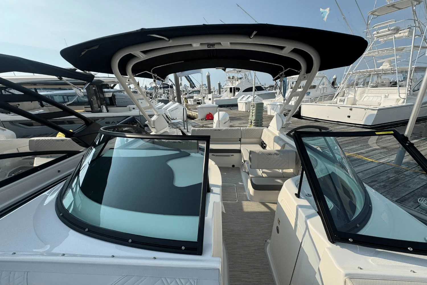 2026 Sea Ray SDX 230 Outboard Image Thumbnail #36