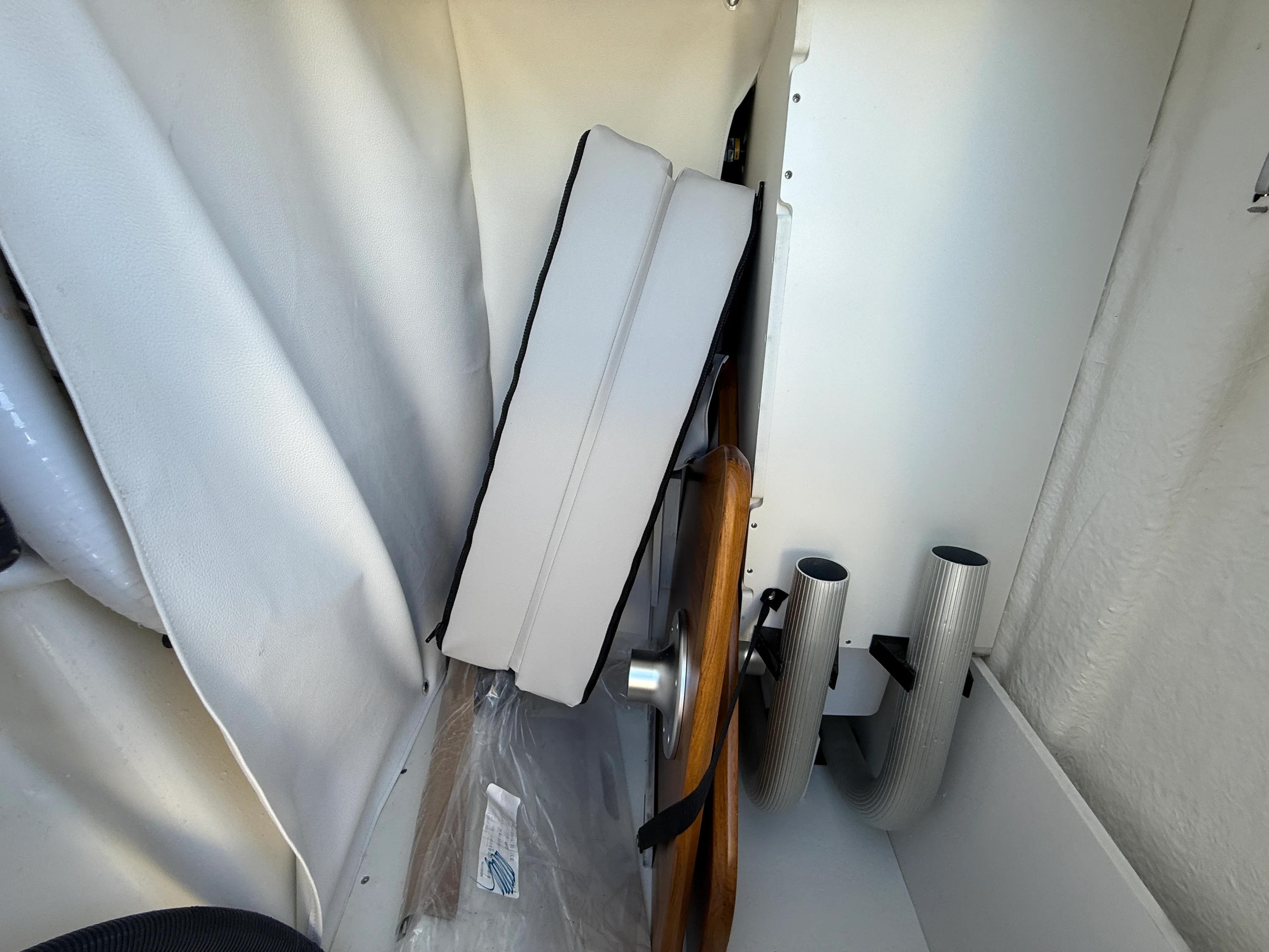 2026 Sea Ray SLX 260 Outboard Image Thumbnail #31