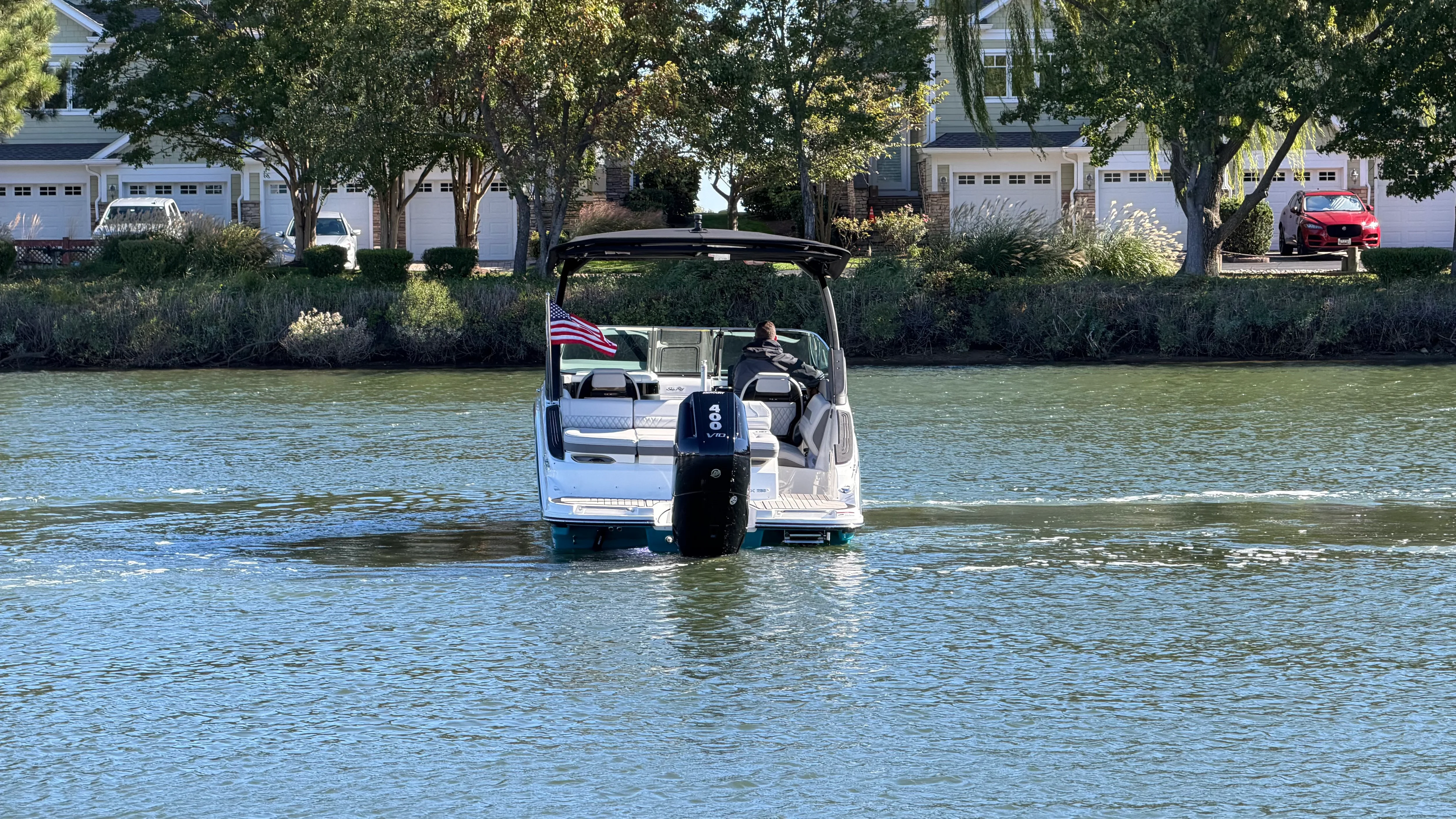 2026 Sea Ray SLX 260 Outboard Image Thumbnail #3