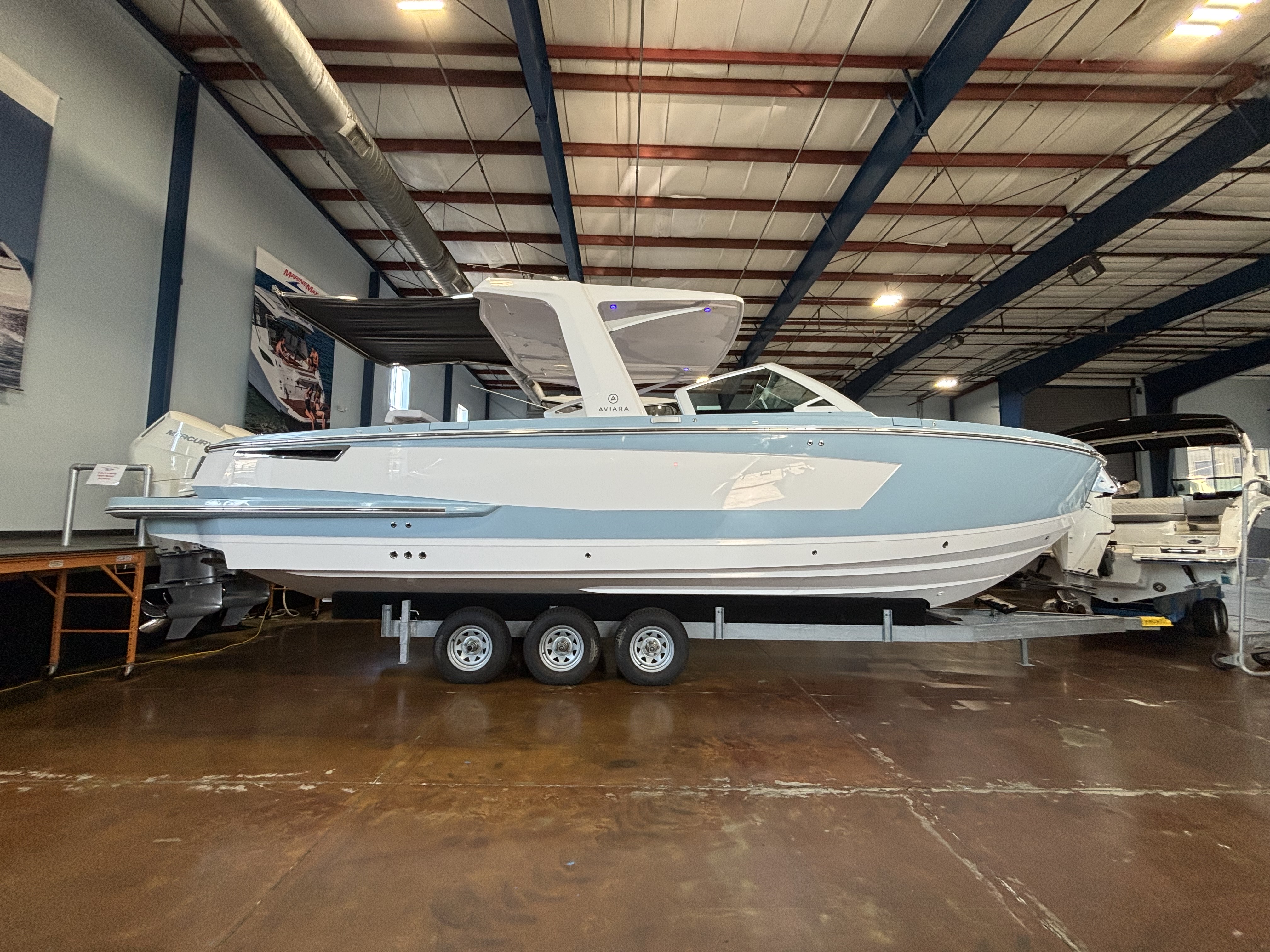 2024 Aviara AV32 Outboard Image Thumbnail #1