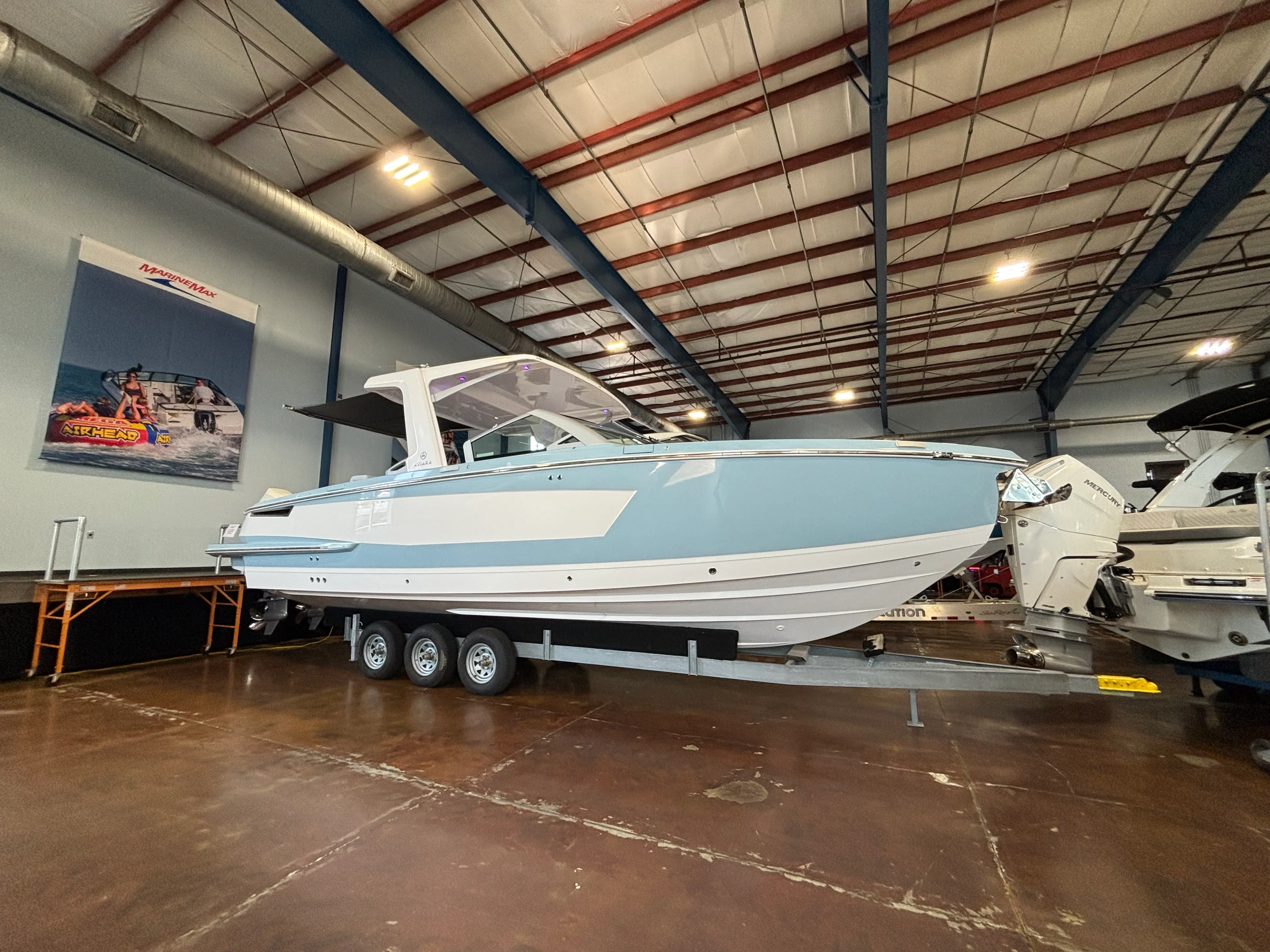 2024 Aviara AV32 Outboard Image Thumbnail #0