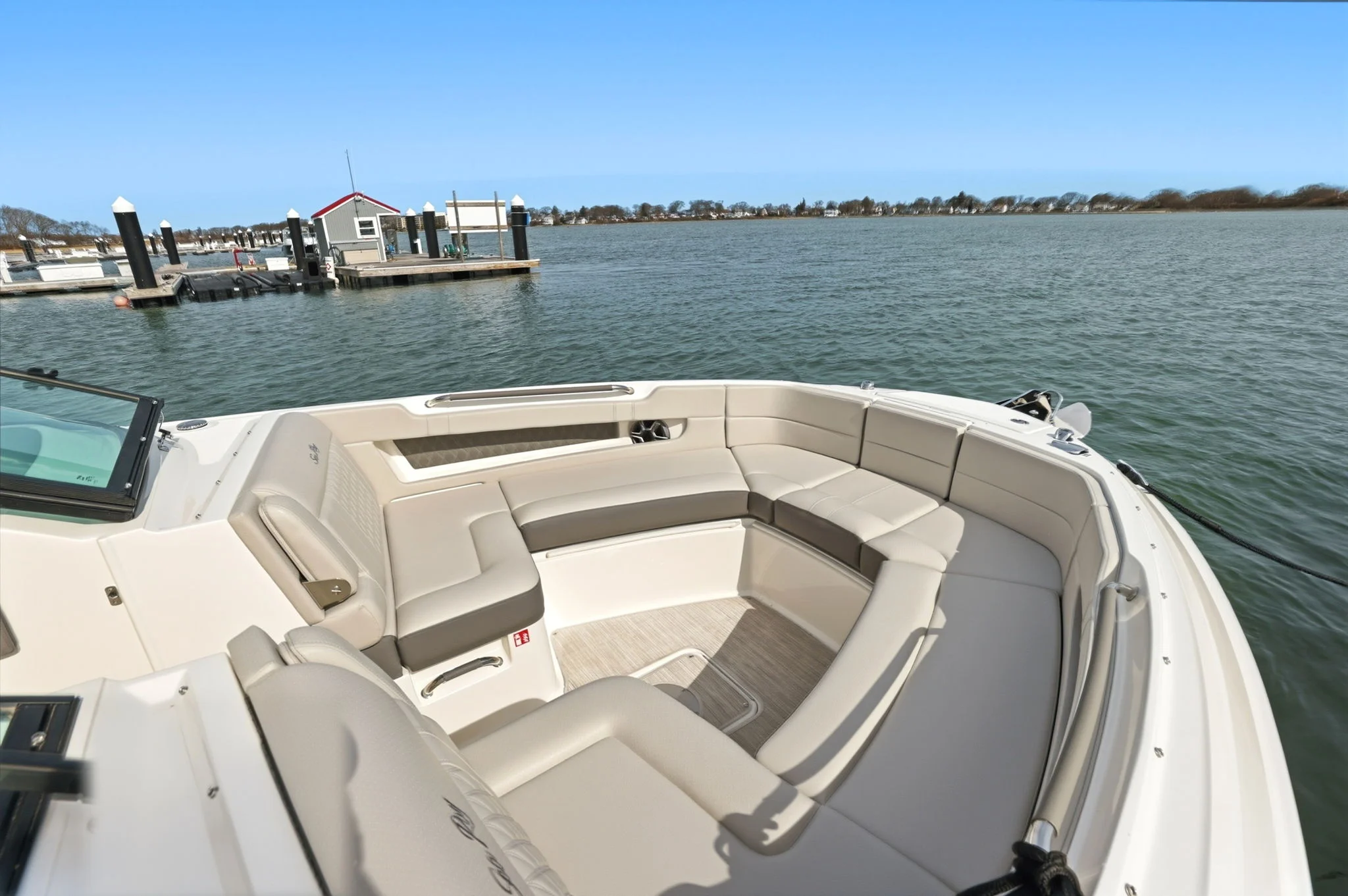 2026 Sea Ray SLX 310 Outboard Image Thumbnail #23