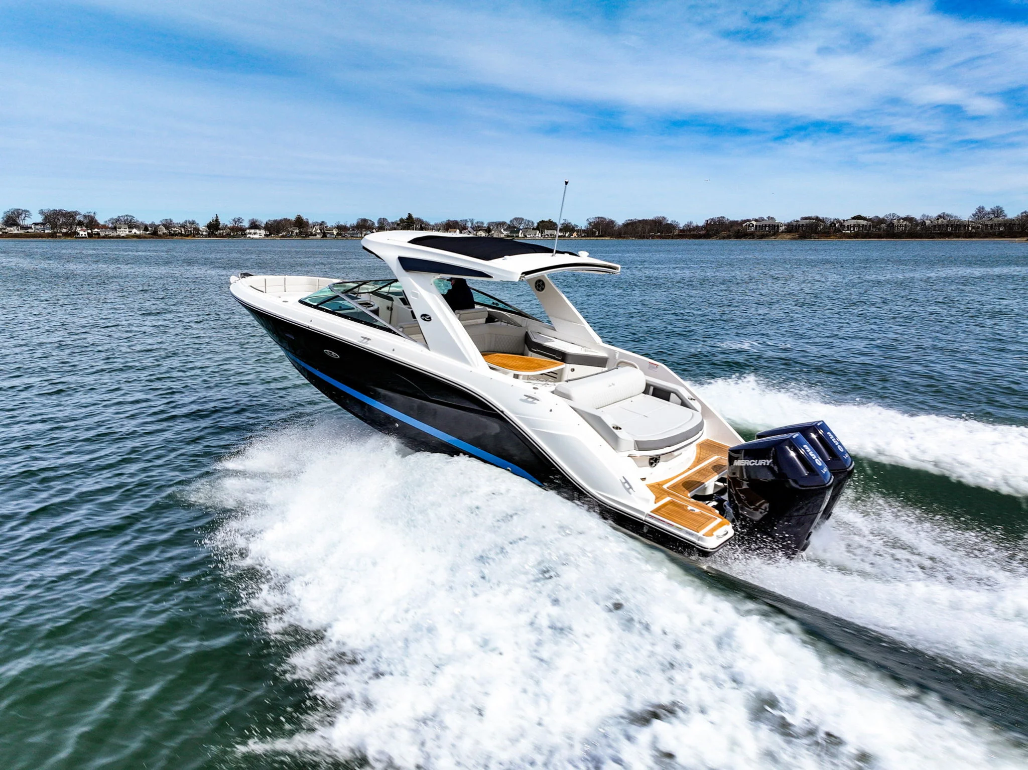 2026 Sea Ray SLX 310 Outboard Image Thumbnail #1