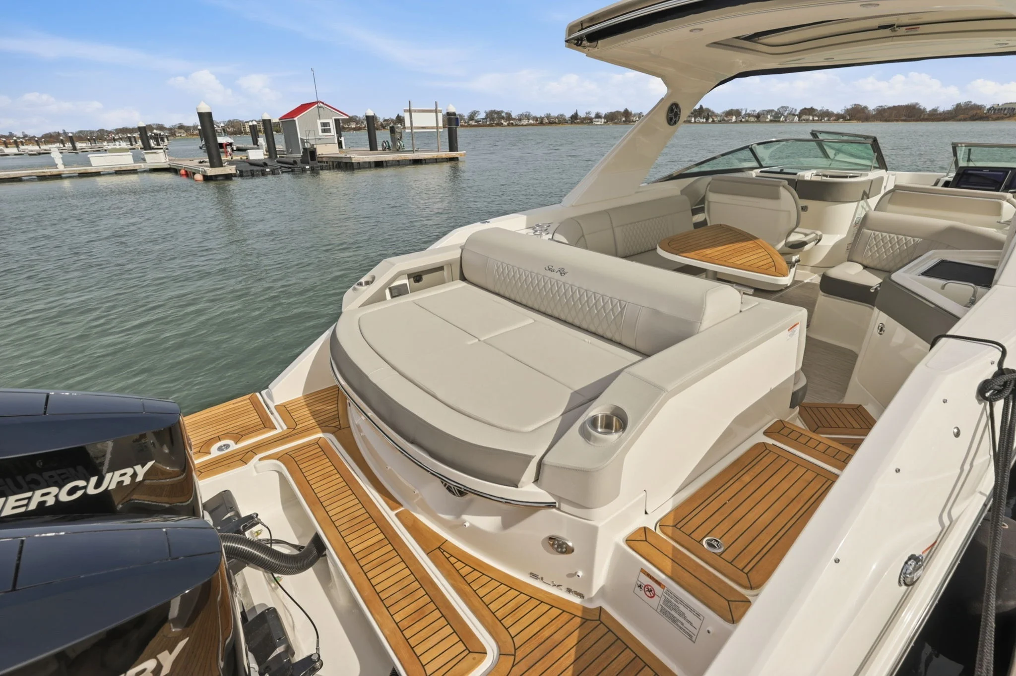 2026 Sea Ray SLX 310 Outboard Image Thumbnail #7