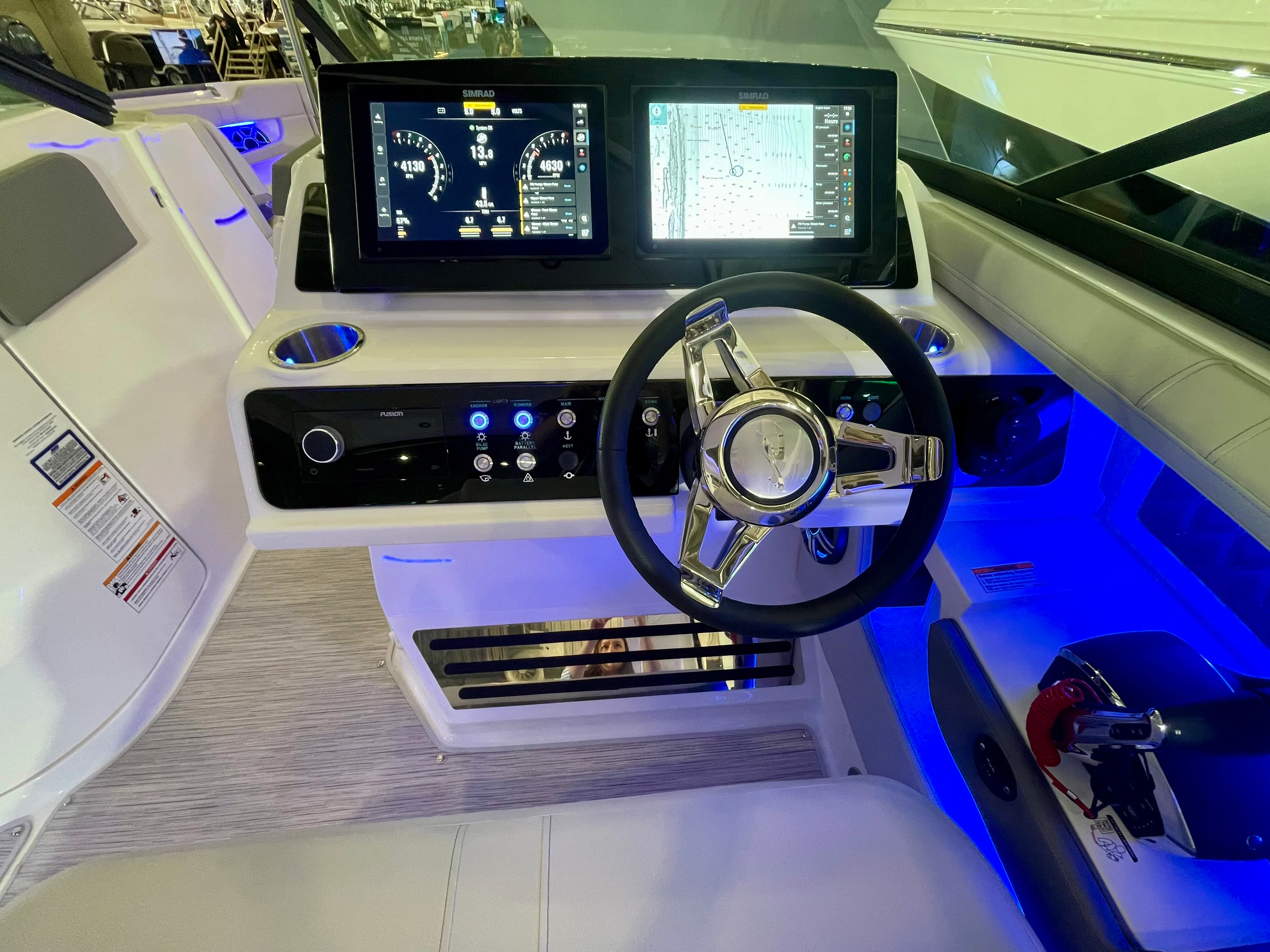 2026 Sea Ray SLX 310 Outboard Image Thumbnail #10