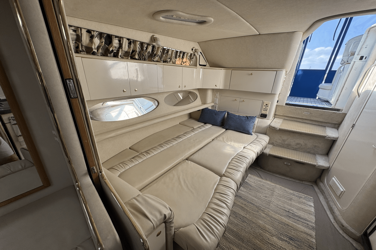 1997 Sea Ray 330 EXPRESS CRUISER Image Thumbnail #21