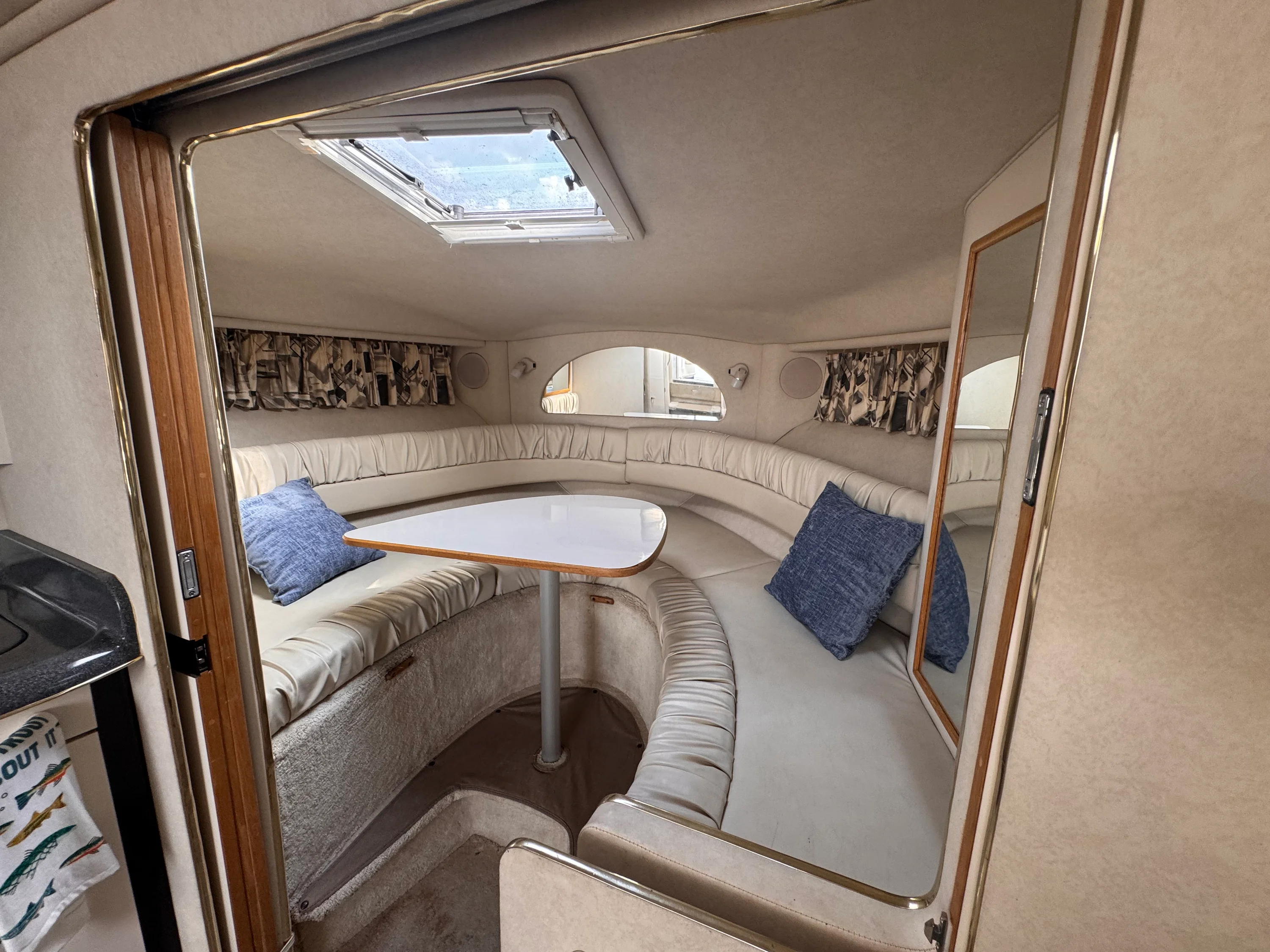 1997 Sea Ray 330 EXPRESS CRUISER Image Thumbnail #16