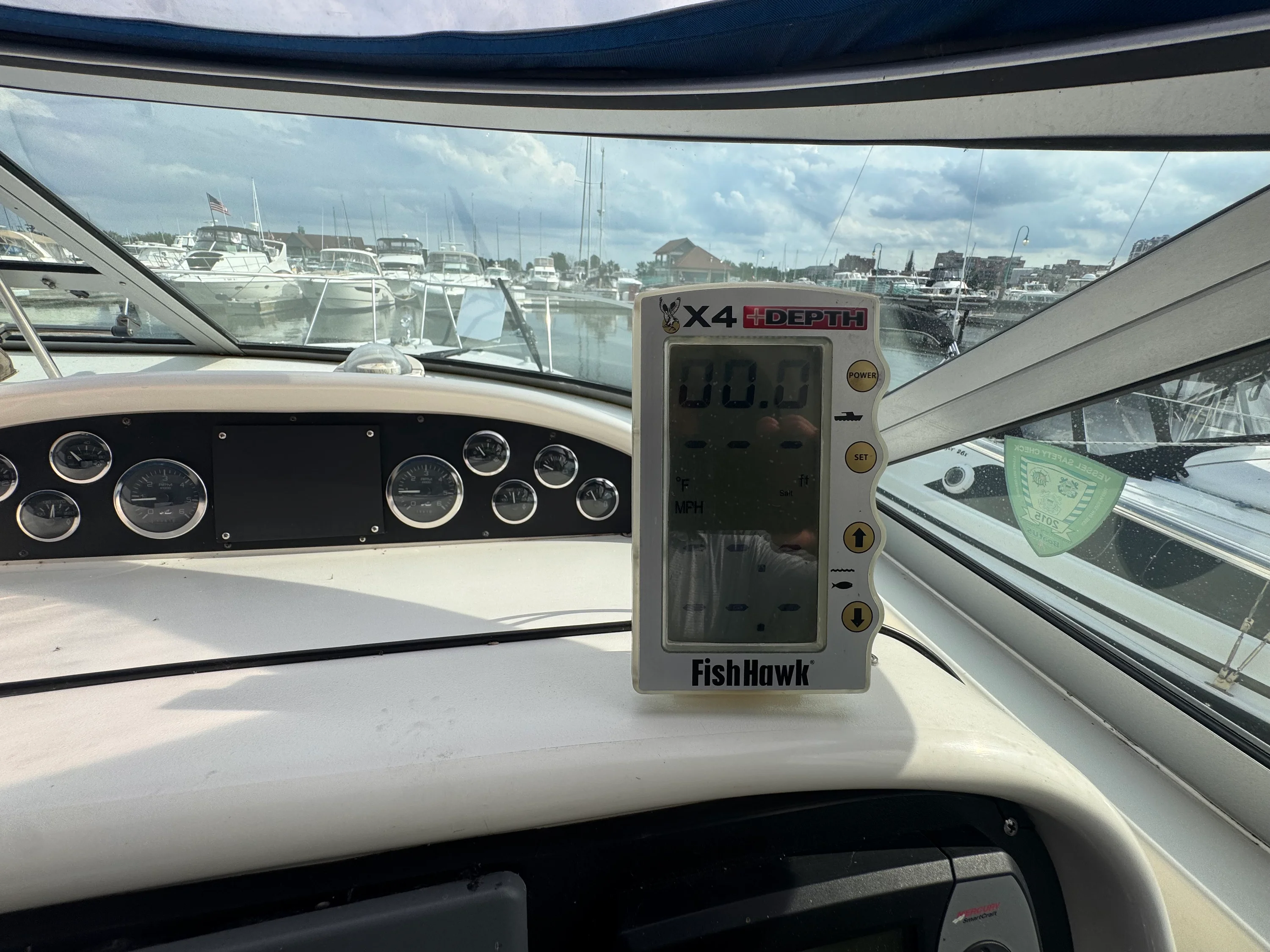 1997 Sea Ray 330 EXPRESS CRUISER Image Thumbnail #11