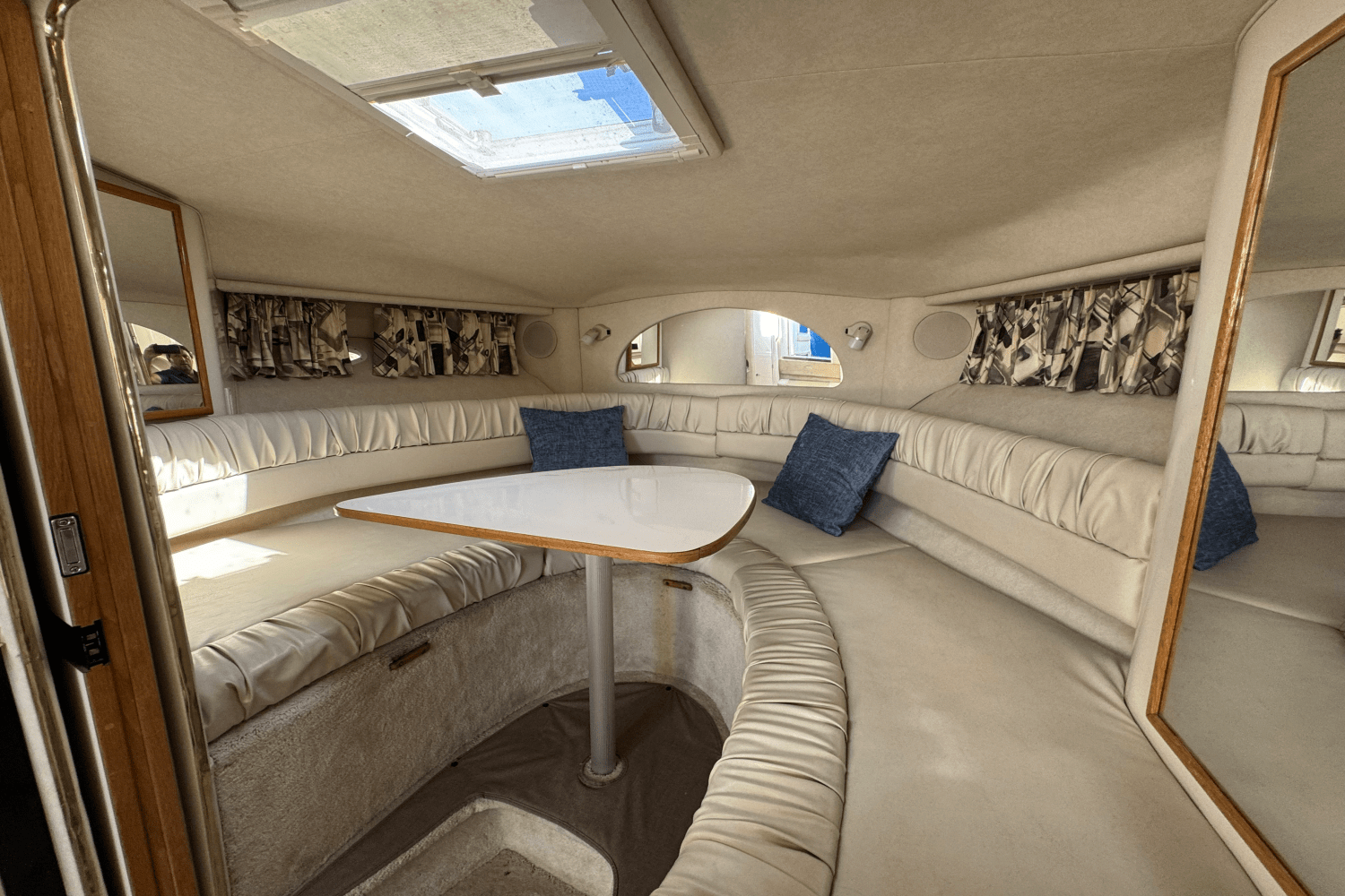 1997 Sea Ray 330 EXPRESS CRUISER Image Thumbnail #19