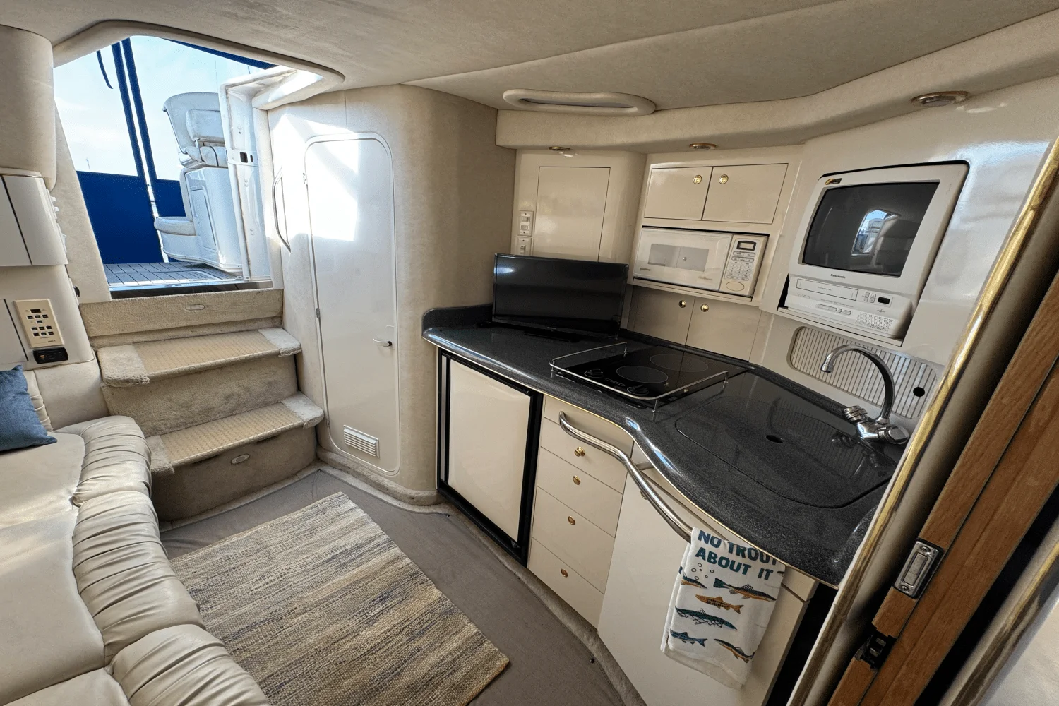 1997 Sea Ray 330 EXPRESS CRUISER Image Thumbnail #22