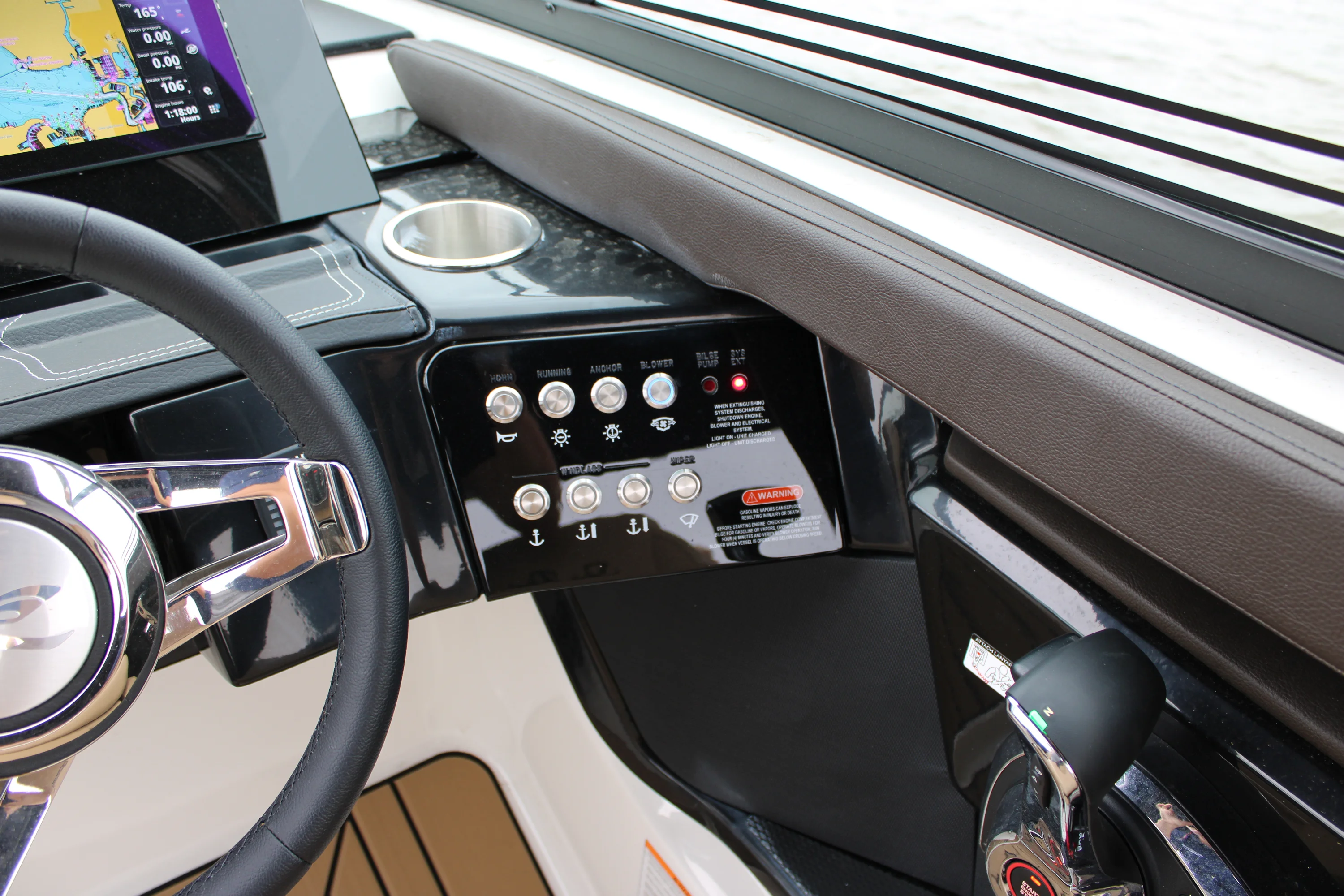 2026 Sea Ray SLX 260 Image Thumbnail #35