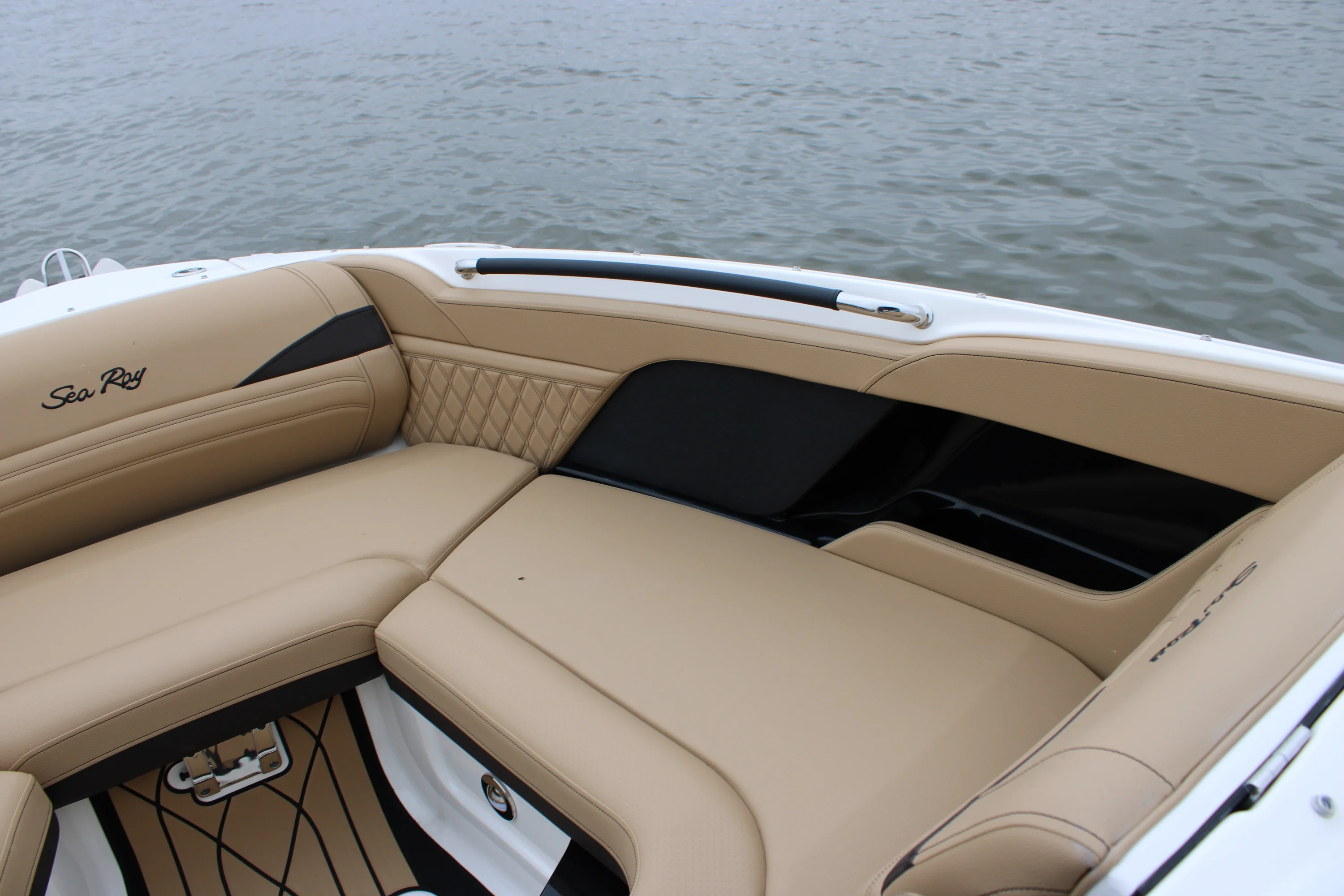 2026 Sea Ray SLX 260 Image Thumbnail #45