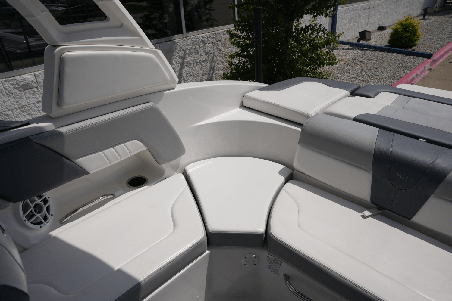 2021 Chaparral 230 SSI Image Thumbnail #11