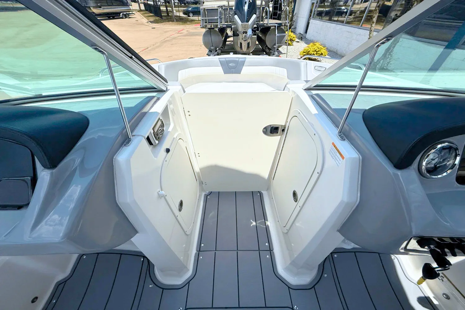 2021 Chaparral 230 SSI Image Thumbnail #28