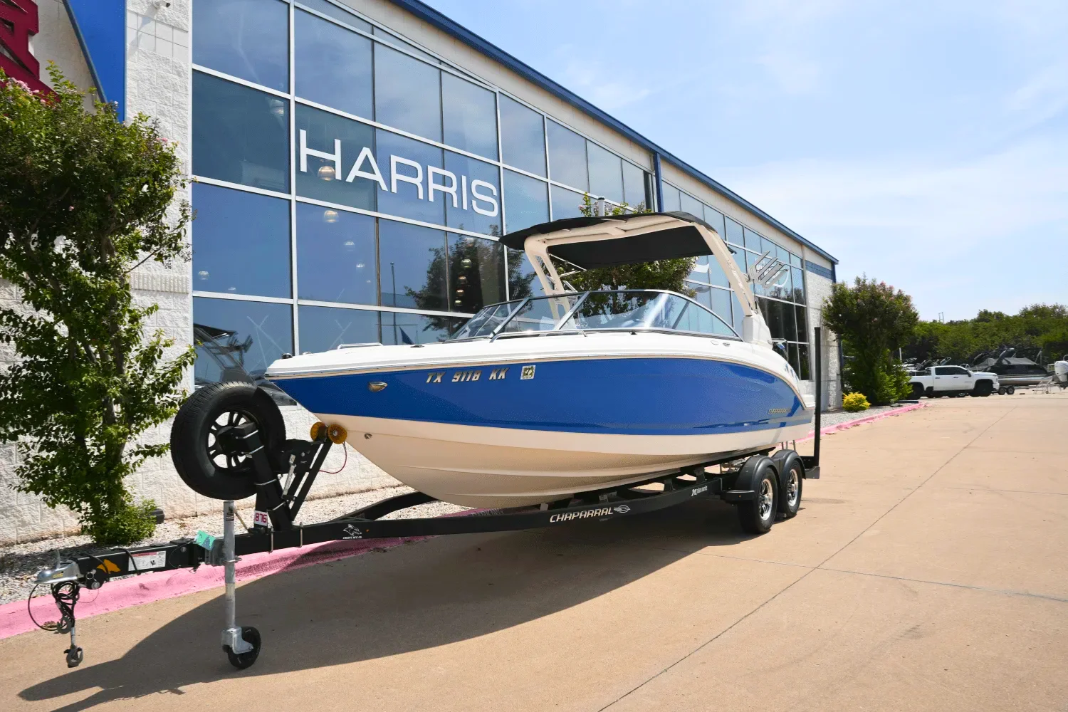 2021 Chaparral 230 SSI Image Thumbnail #1