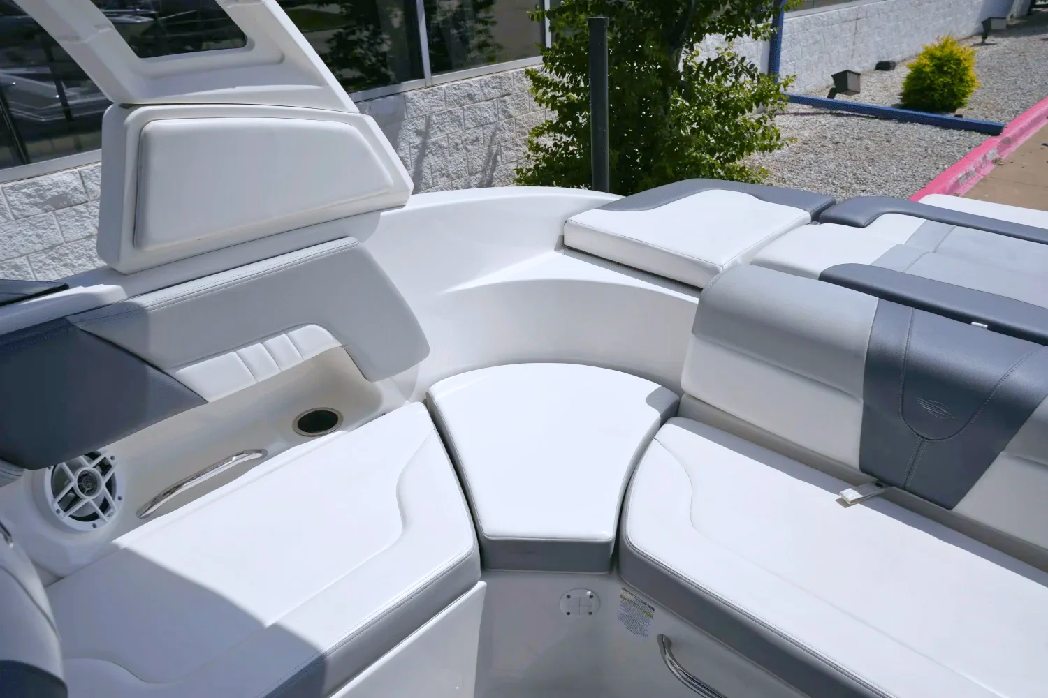 2021 Chaparral 230 SSI Image Thumbnail #11