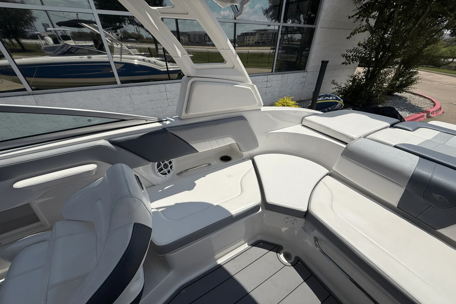 2021 Chaparral 230 SSI Image Thumbnail #13