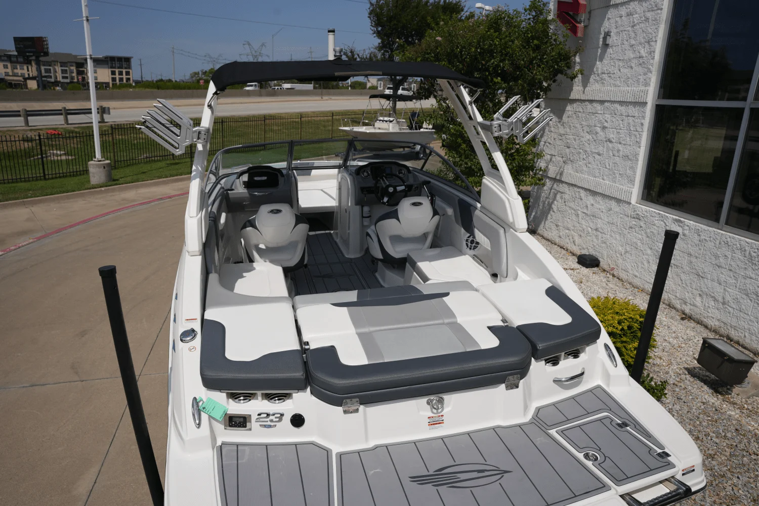 2021 Chaparral 230 SSI Image Thumbnail #6