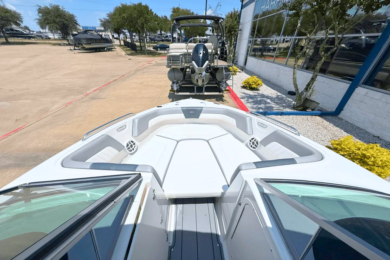 2021 Chaparral 230 SSI Image Thumbnail #31