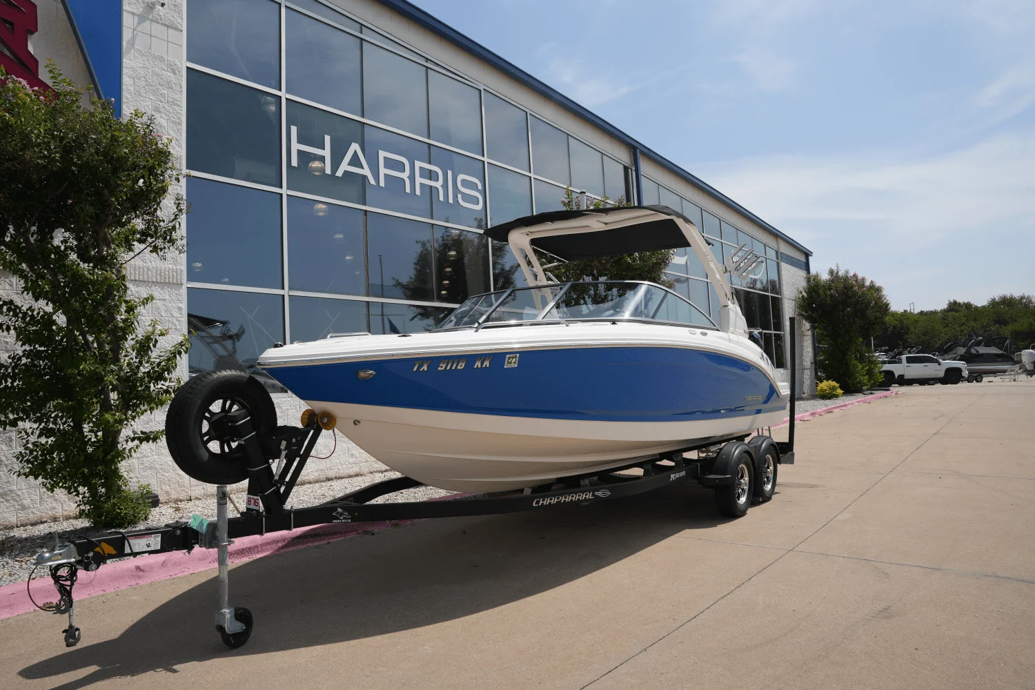 2021 Chaparral 230 SSI Image Thumbnail #1