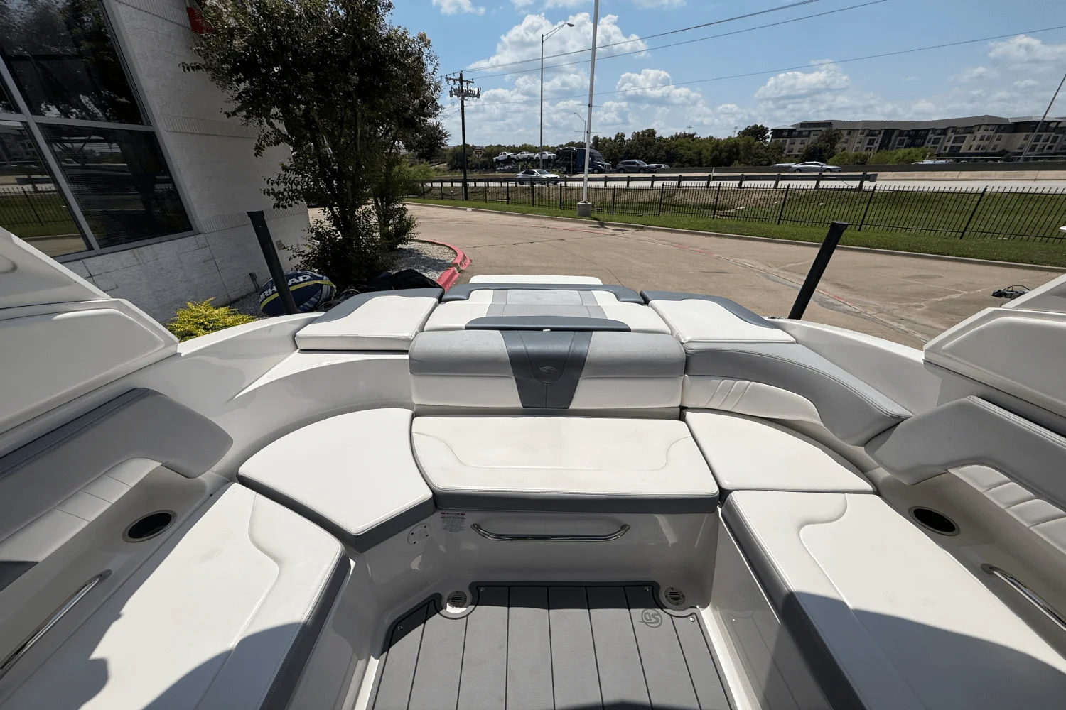 2021 Chaparral 230 SSI Image Thumbnail #14