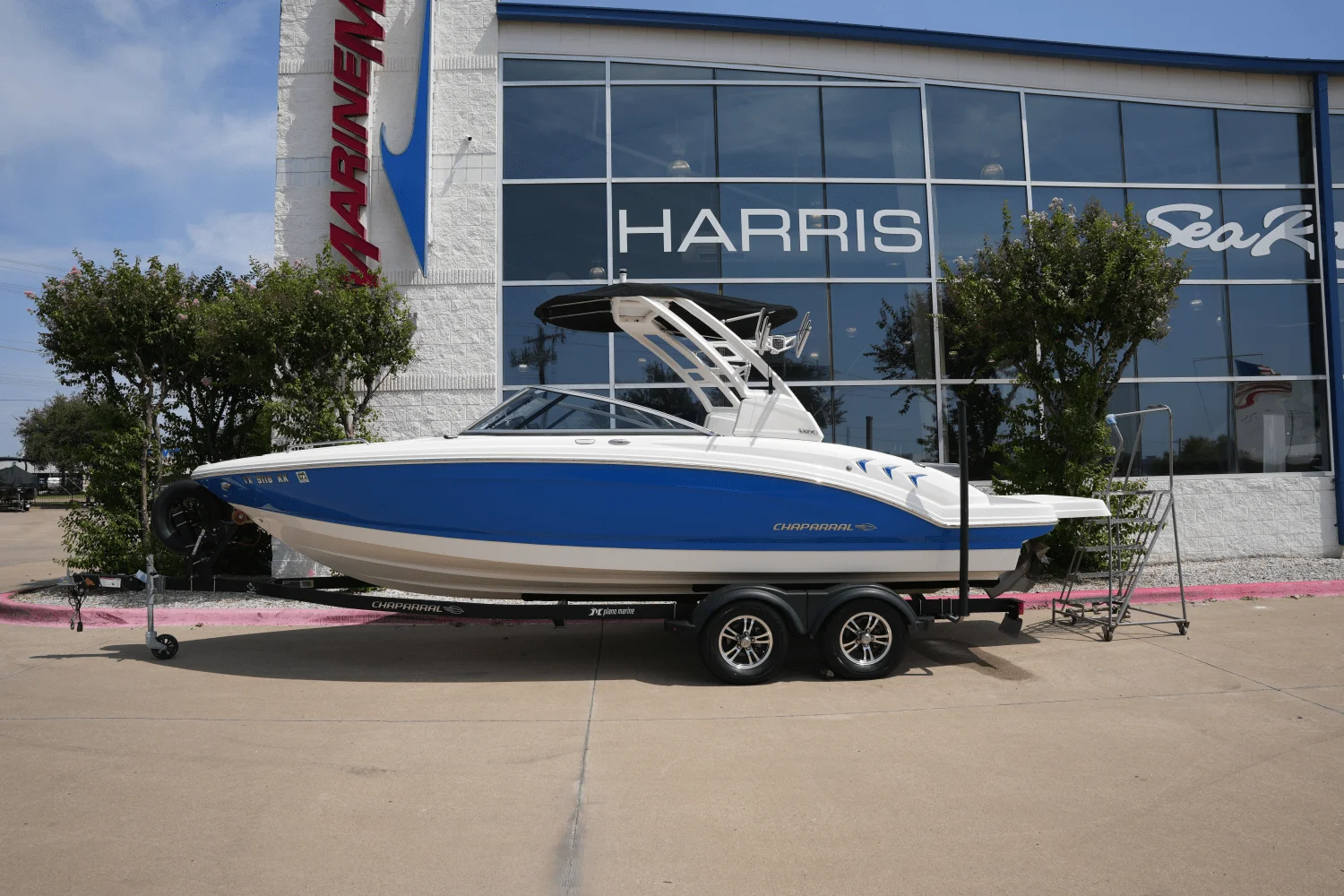 2021 Chaparral 230 SSI Image Thumbnail #0