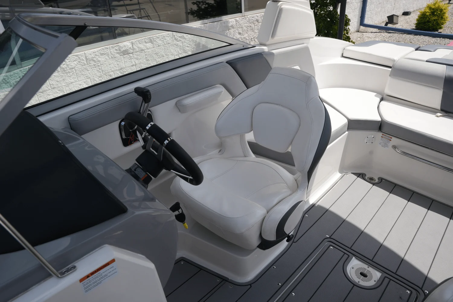 2021 Chaparral 230 SSI Image Thumbnail #18