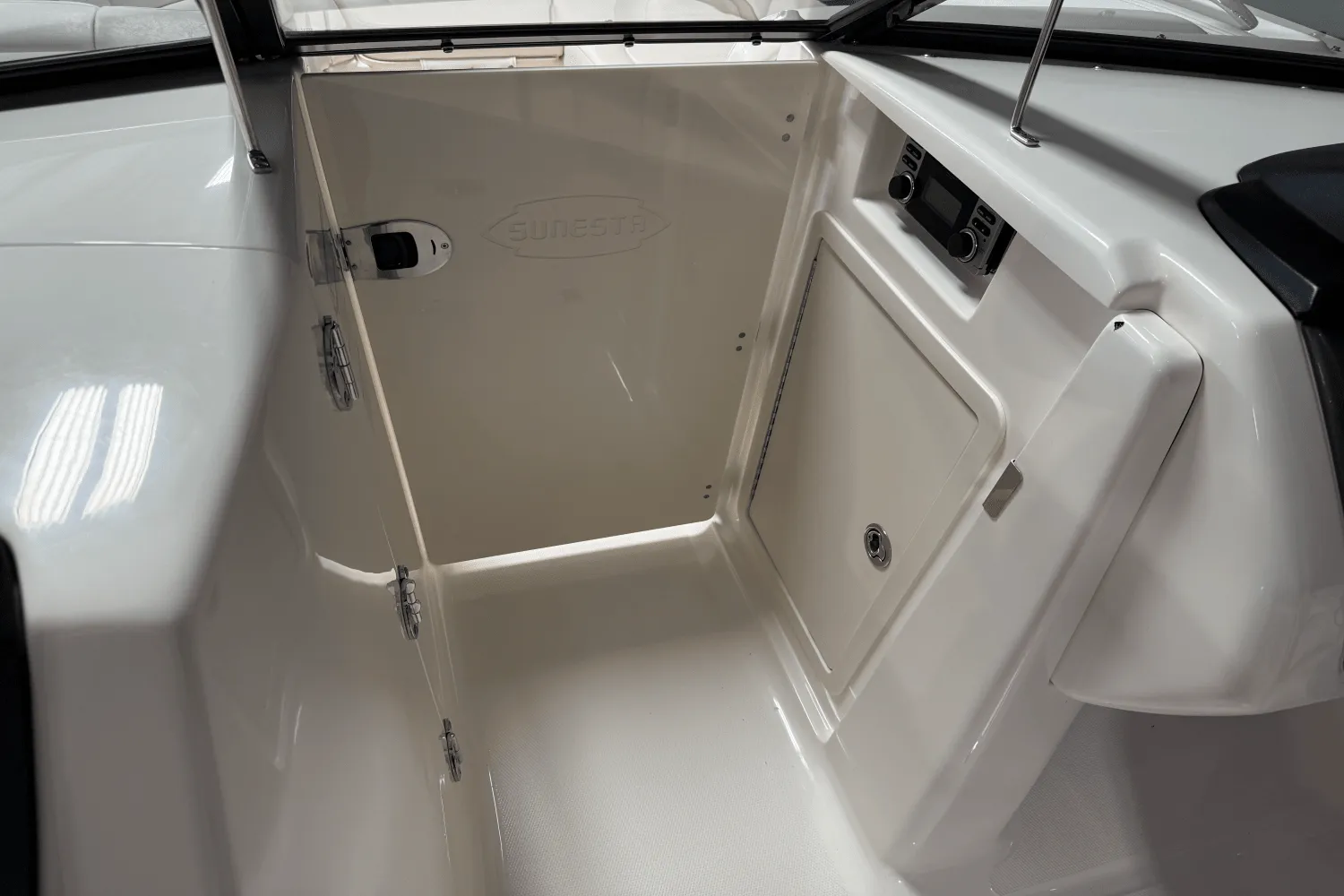 2011 Chaparral SUNESTA Image Thumbnail #81