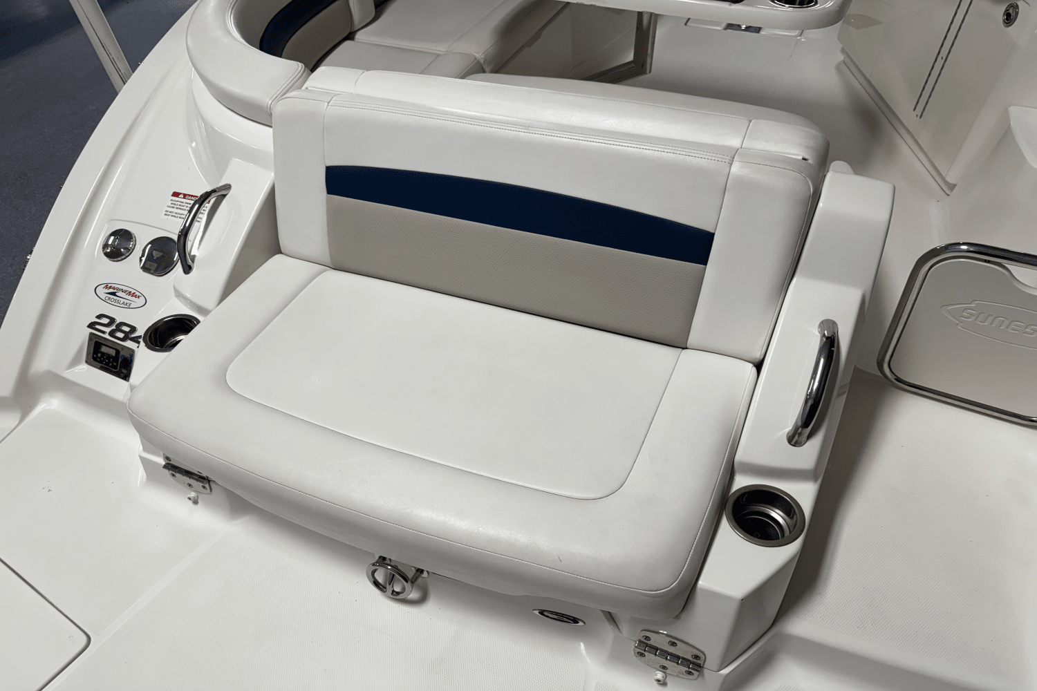 2011 Chaparral SUNESTA Image Thumbnail #26