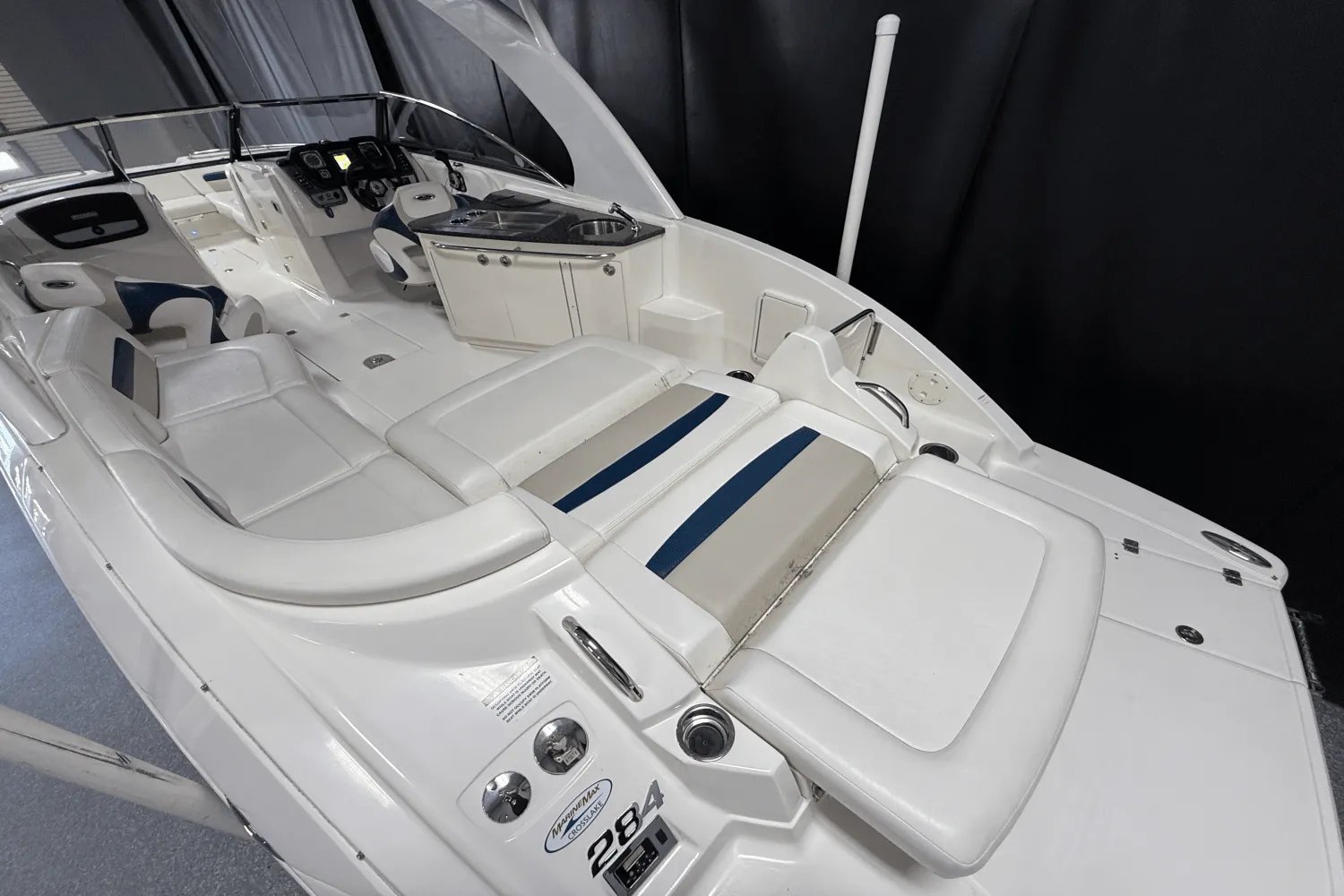 2011 Chaparral SUNESTA Image Thumbnail #8