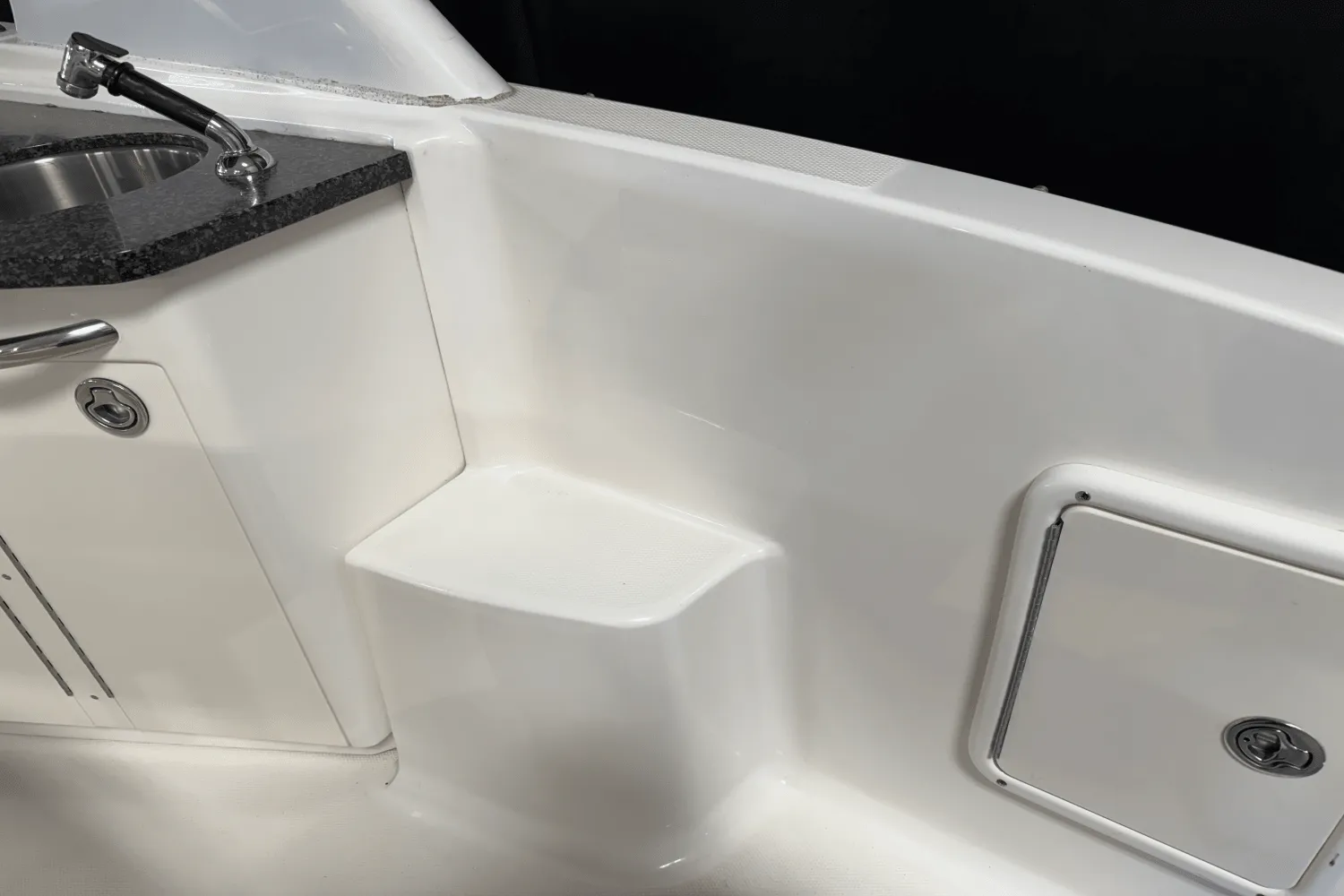 2011 Chaparral SUNESTA Image Thumbnail #33