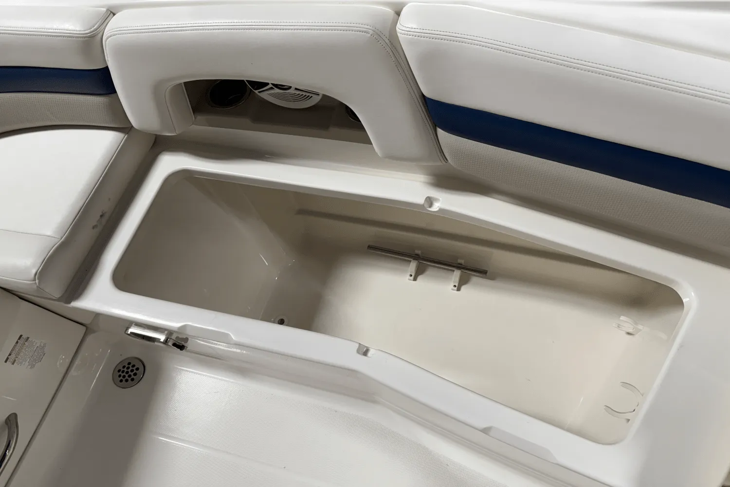 2011 Chaparral SUNESTA Image Thumbnail #48