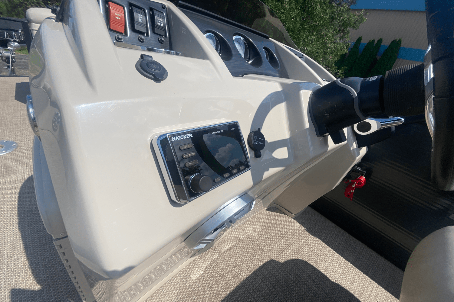 2018 Bennington 22 SSRCXDI Image Thumbnail #11