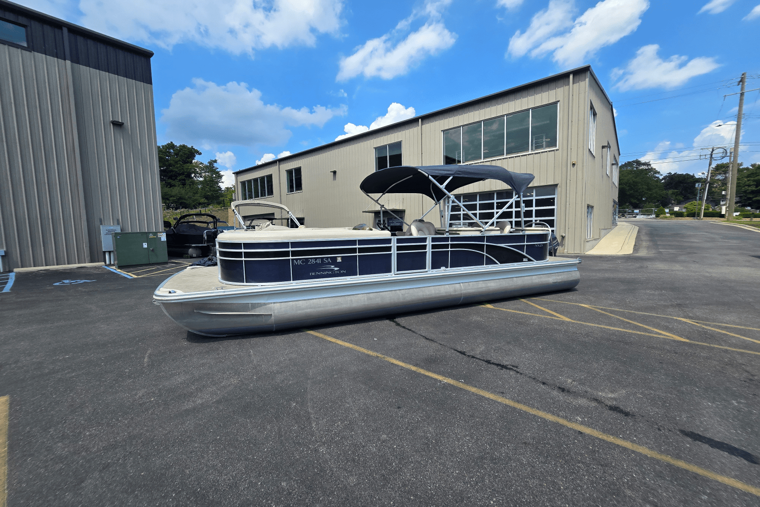 2018 Bennington 25 SPDX Image Thumbnail #3