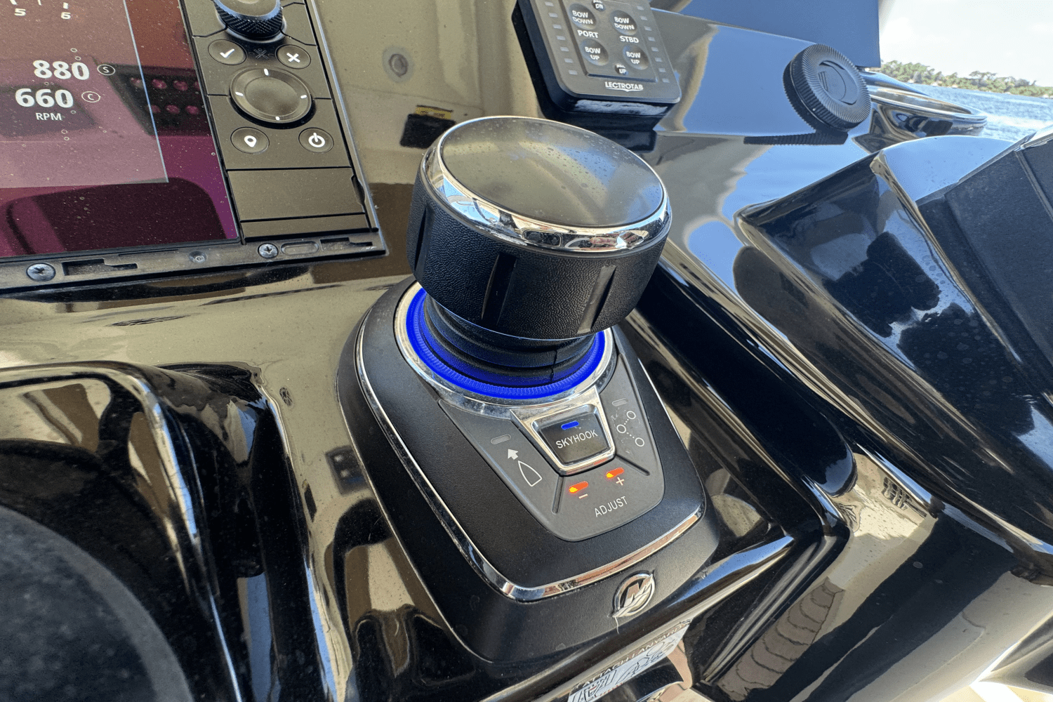 2021 Scout 355 LXF Image Thumbnail #25