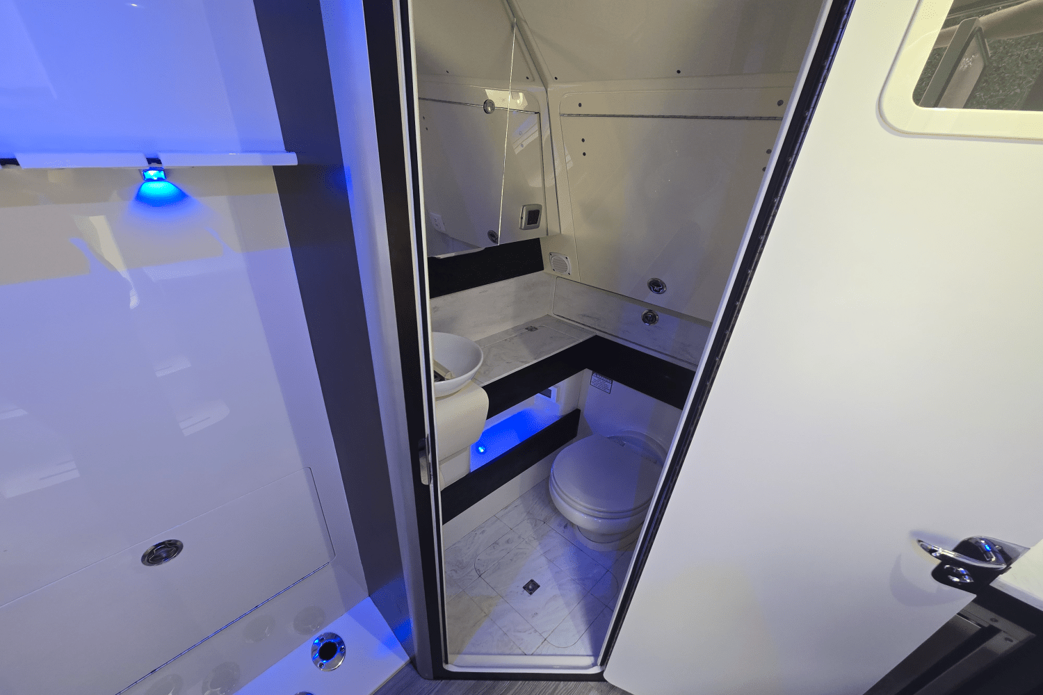 2020 Scout 380 LXF Image Thumbnail #49