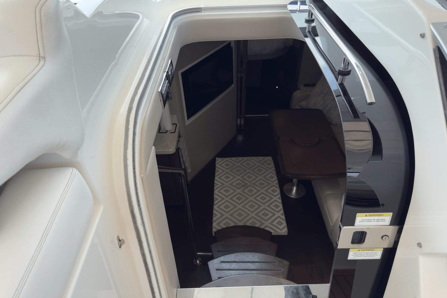 2014 Sea Ray 410 SUNDANCER Image Thumbnail #62