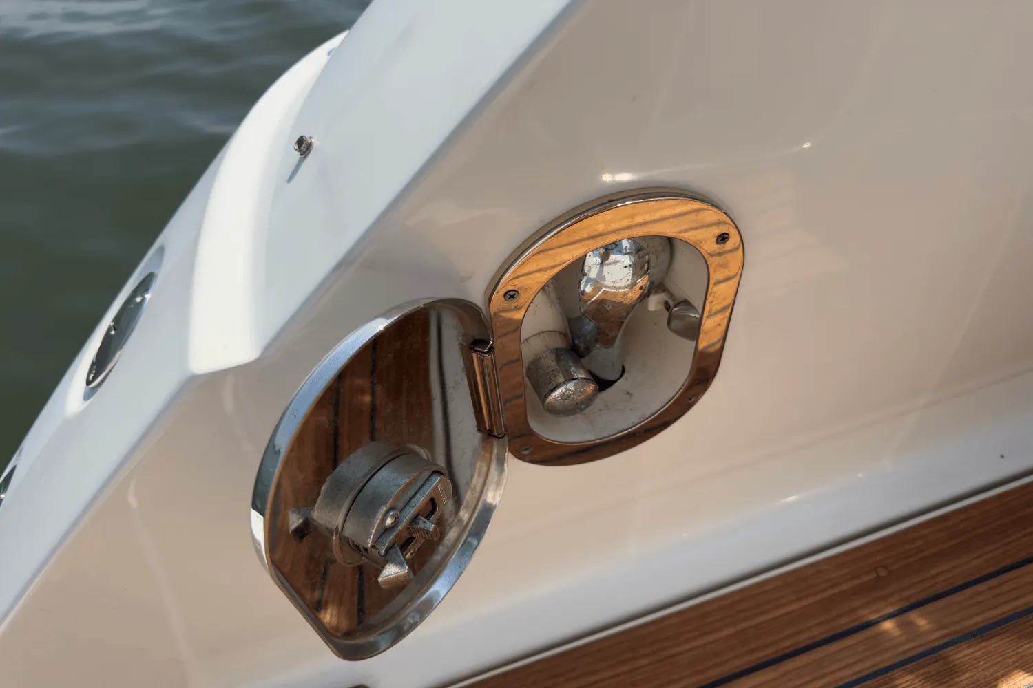 2014 Sea Ray 410 SUNDANCER Image Thumbnail #40