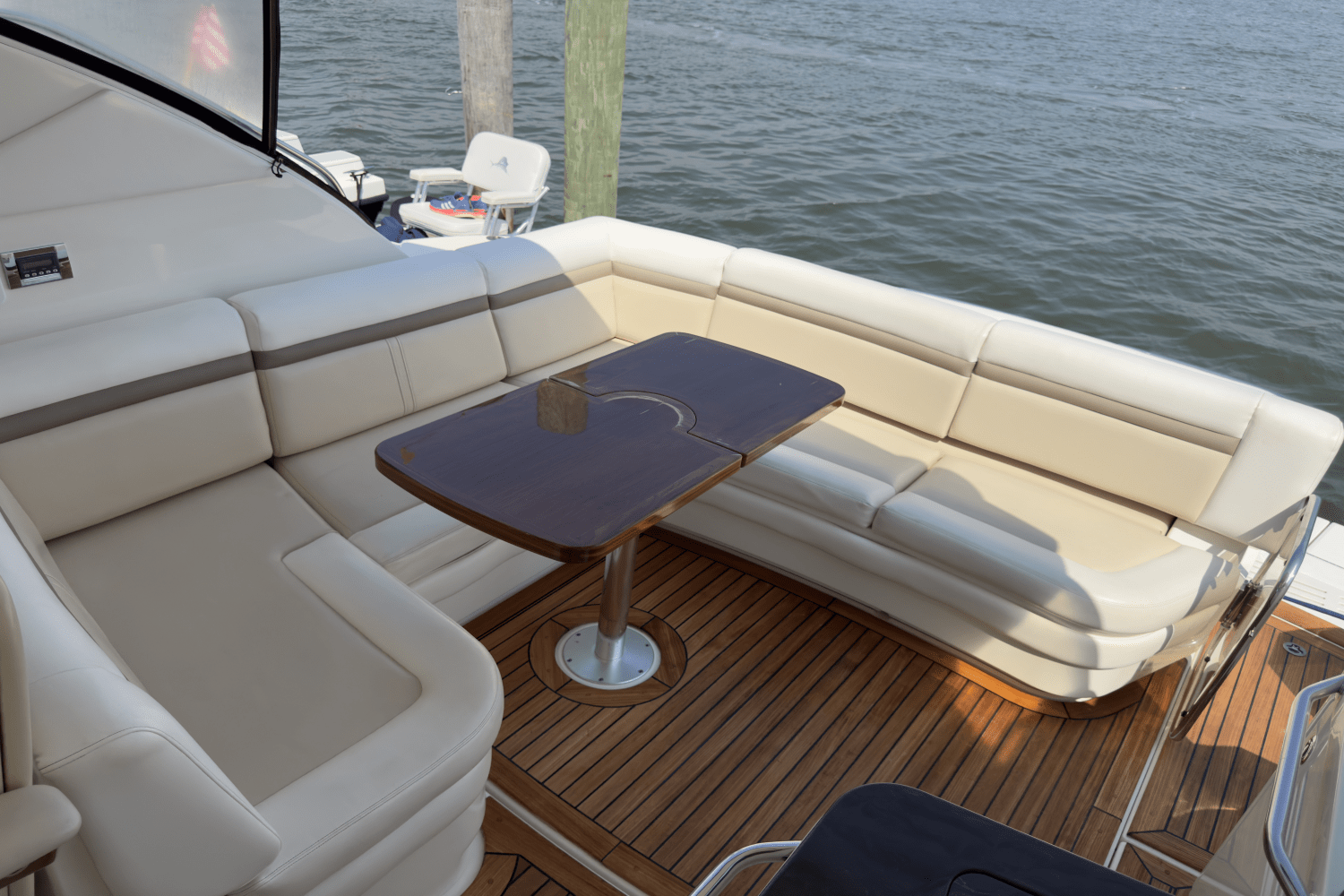 2014 Sea Ray 410 SUNDANCER Image Thumbnail #52