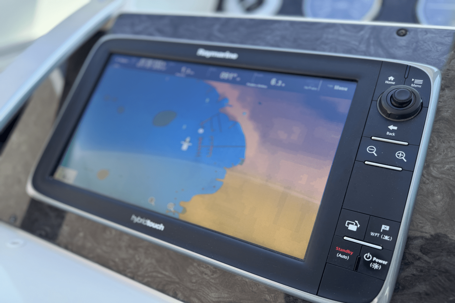 2014 Sea Ray 410 SUNDANCER Image Thumbnail #25