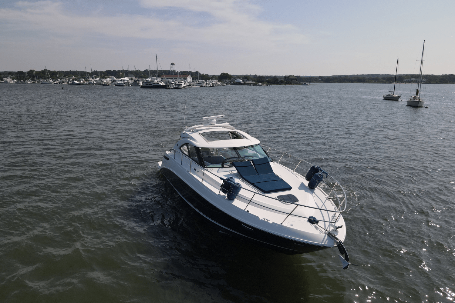 2014 Sea Ray 410 SUNDANCER Image Thumbnail #6