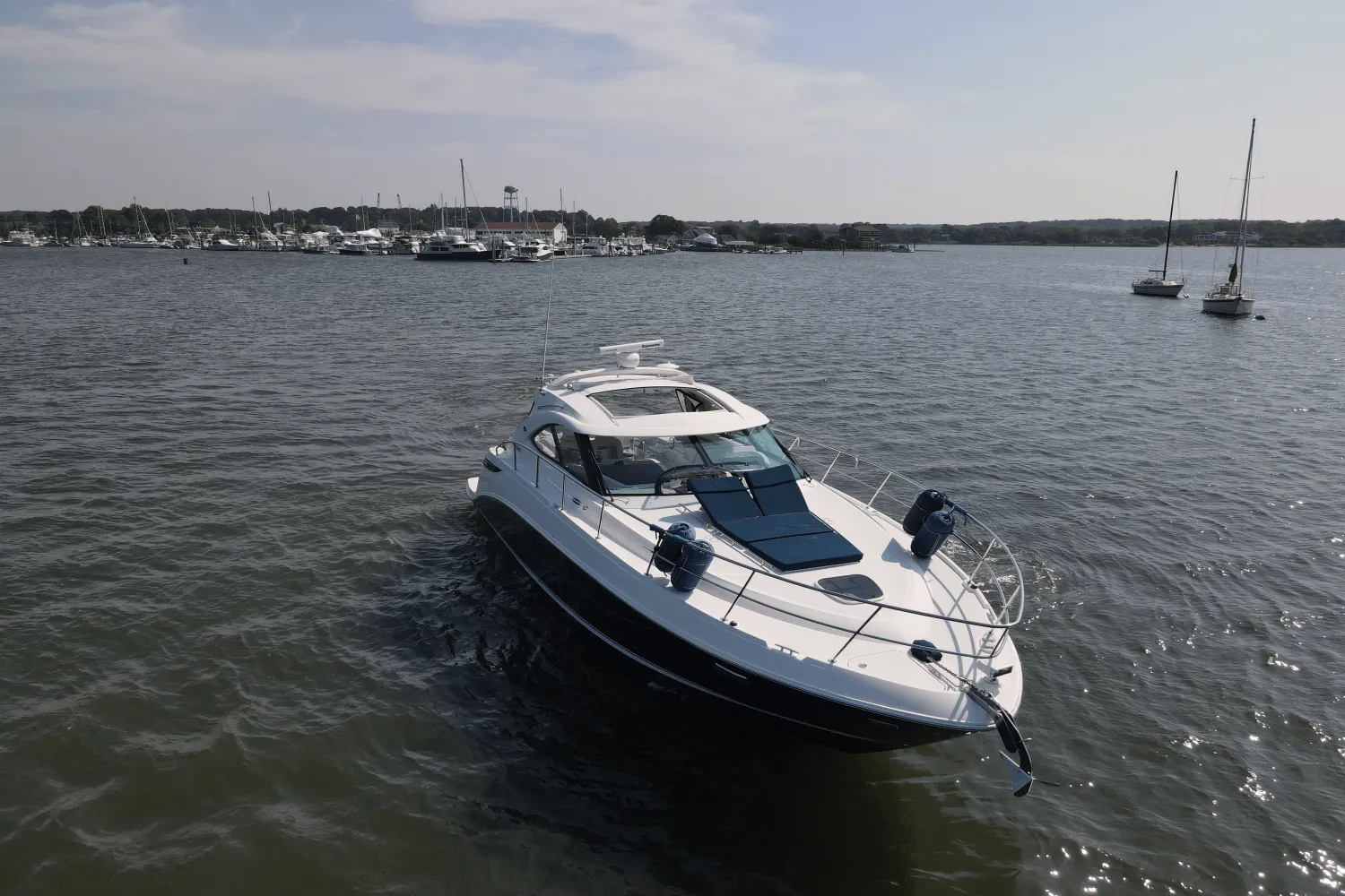 2014 Sea Ray 410 SUNDANCER Image Thumbnail #7