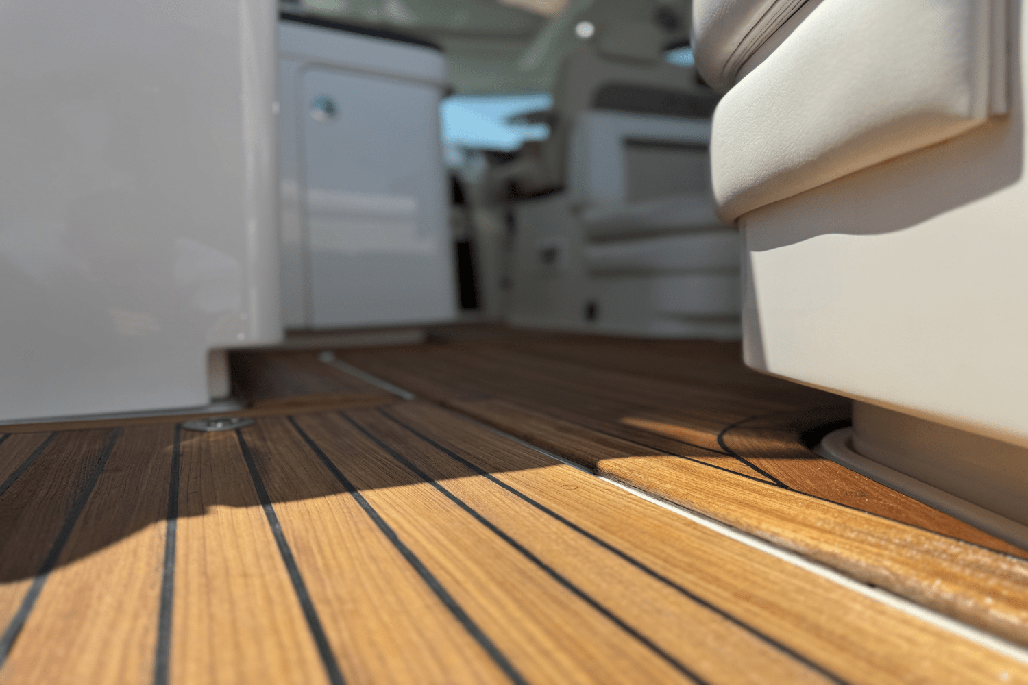 2014 Sea Ray 410 SUNDANCER Image Thumbnail #85