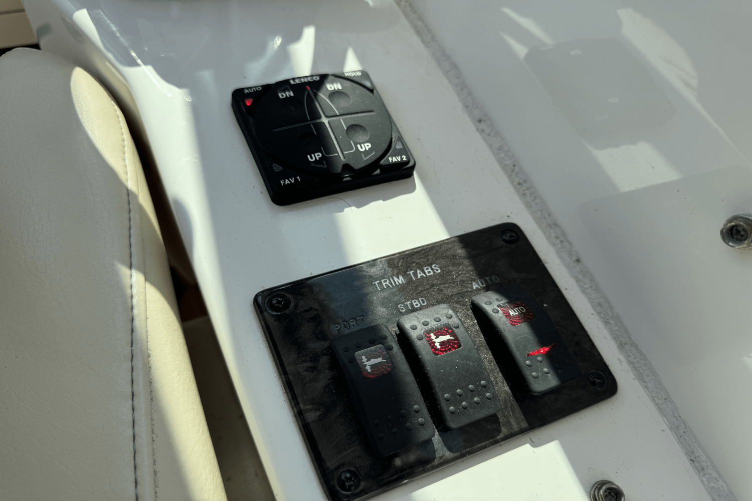 2014 Sea Ray 410 SUNDANCER Image Thumbnail #23