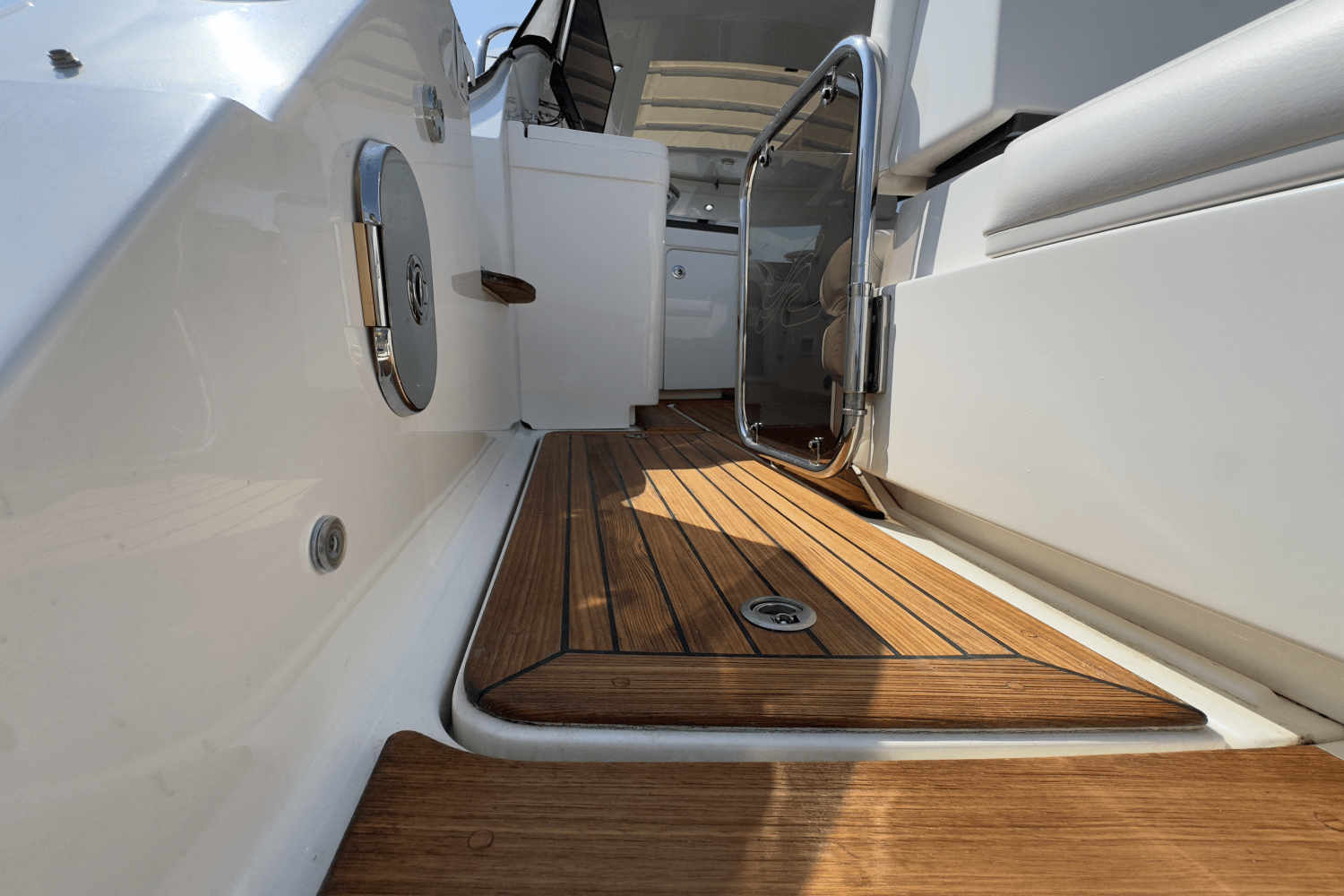 2014 Sea Ray 410 SUNDANCER Image Thumbnail #39