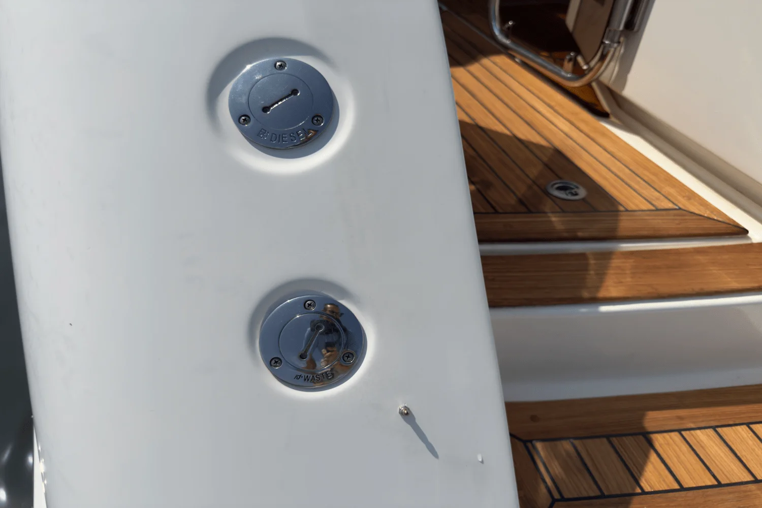 2014 Sea Ray 410 SUNDANCER Image Thumbnail #38