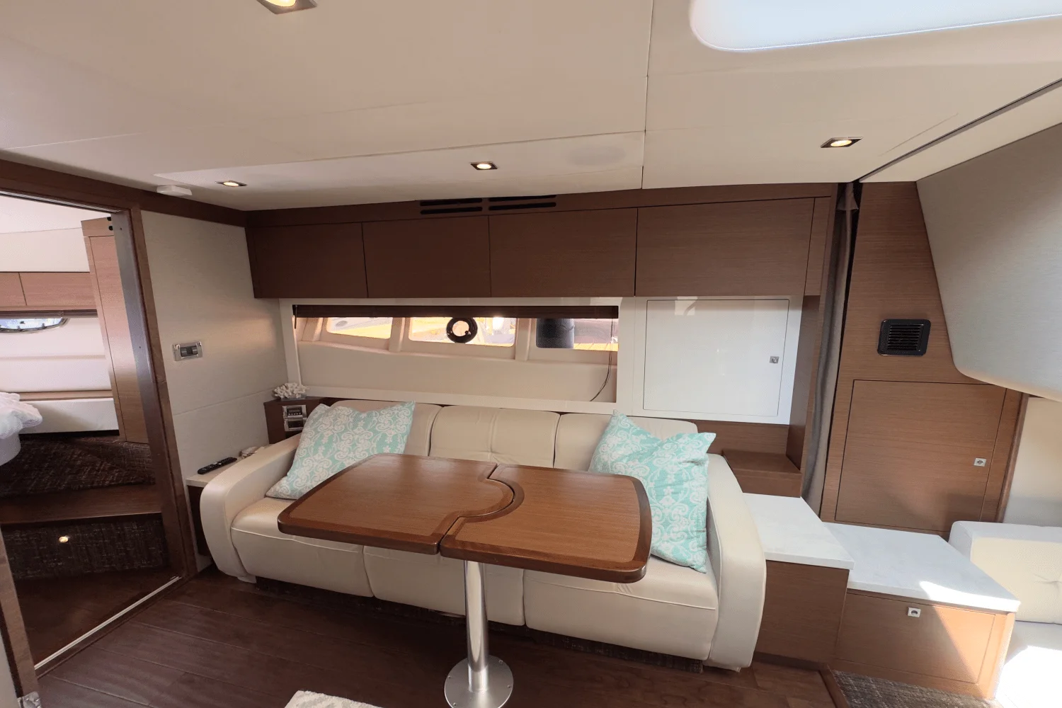 2014 Sea Ray 410 SUNDANCER Image Thumbnail #68