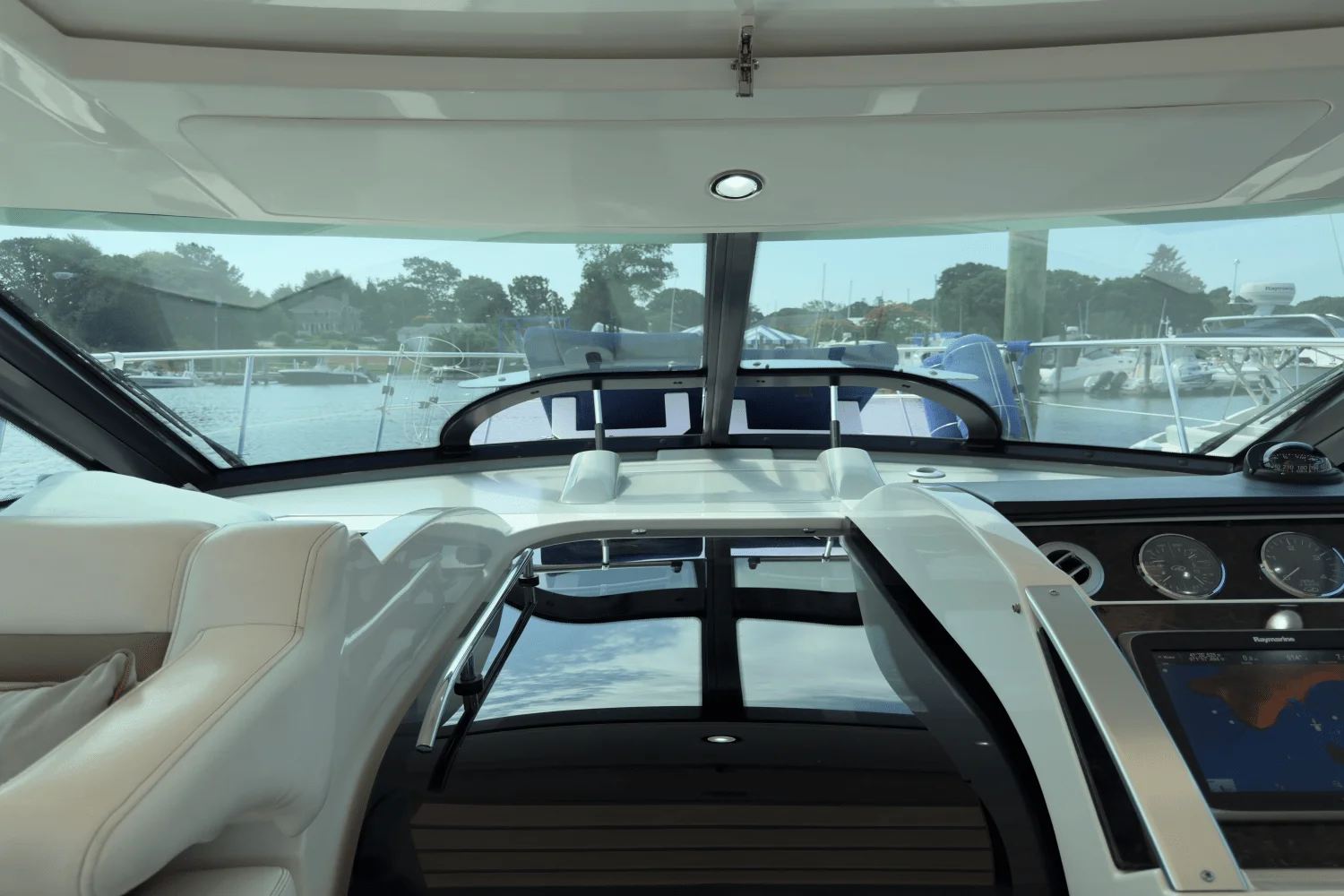 2014 Sea Ray 410 SUNDANCER Image Thumbnail #61