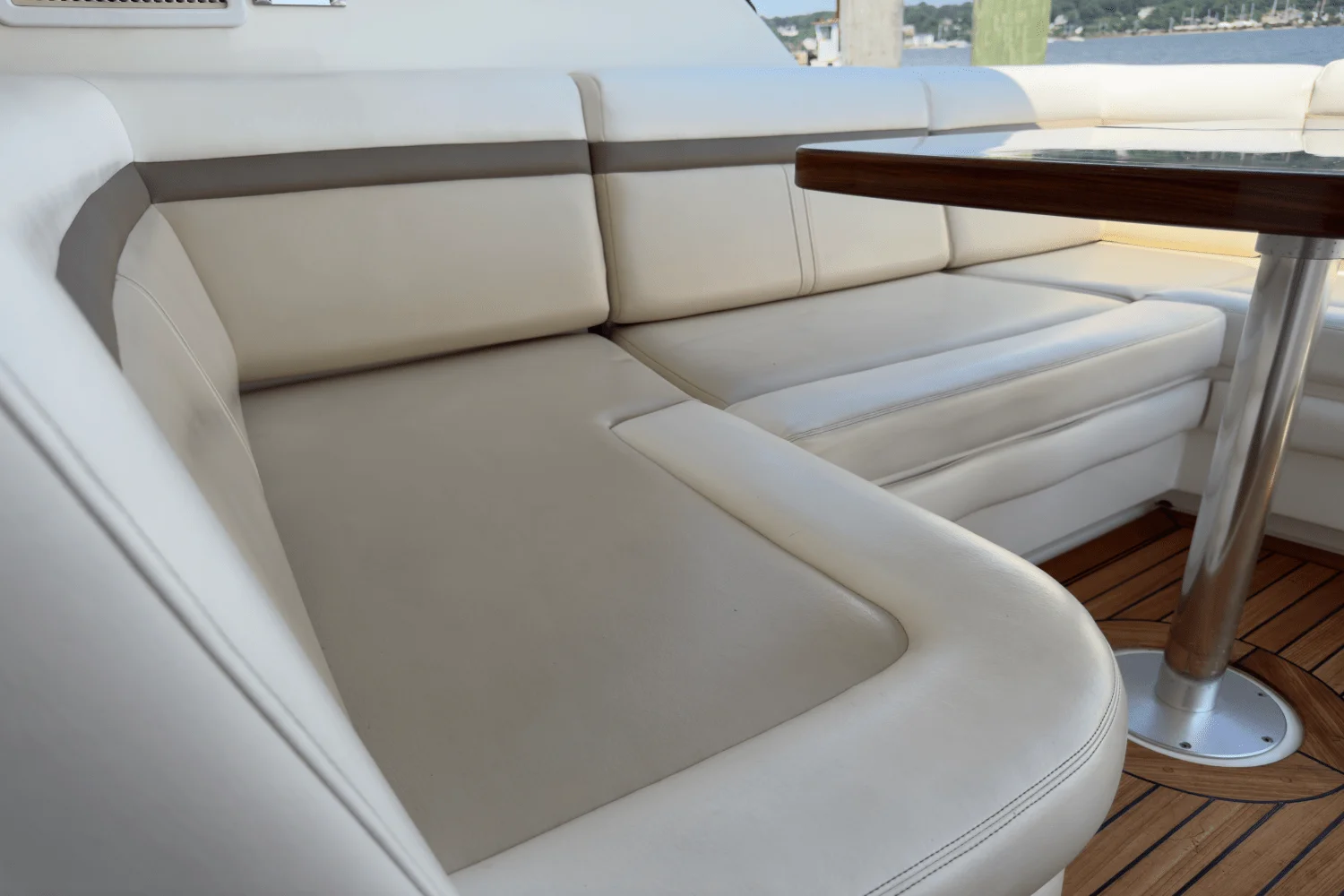 2014 Sea Ray 410 SUNDANCER Image Thumbnail #53