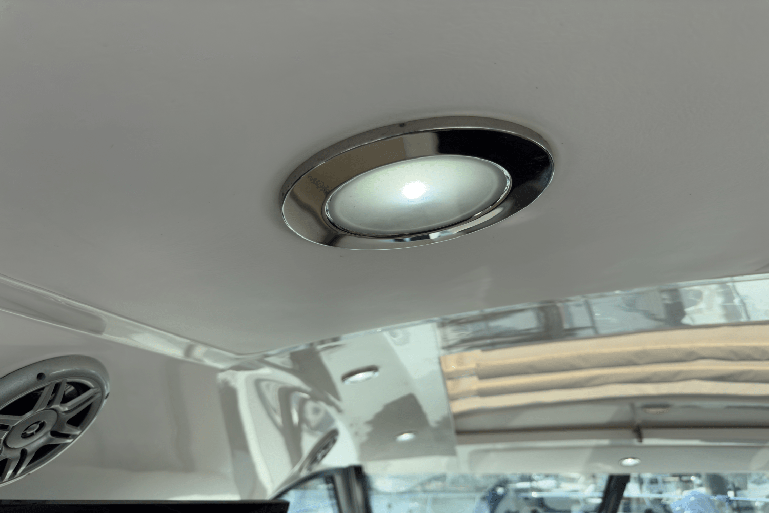 2014 Sea Ray 410 SUNDANCER Image Thumbnail #47
